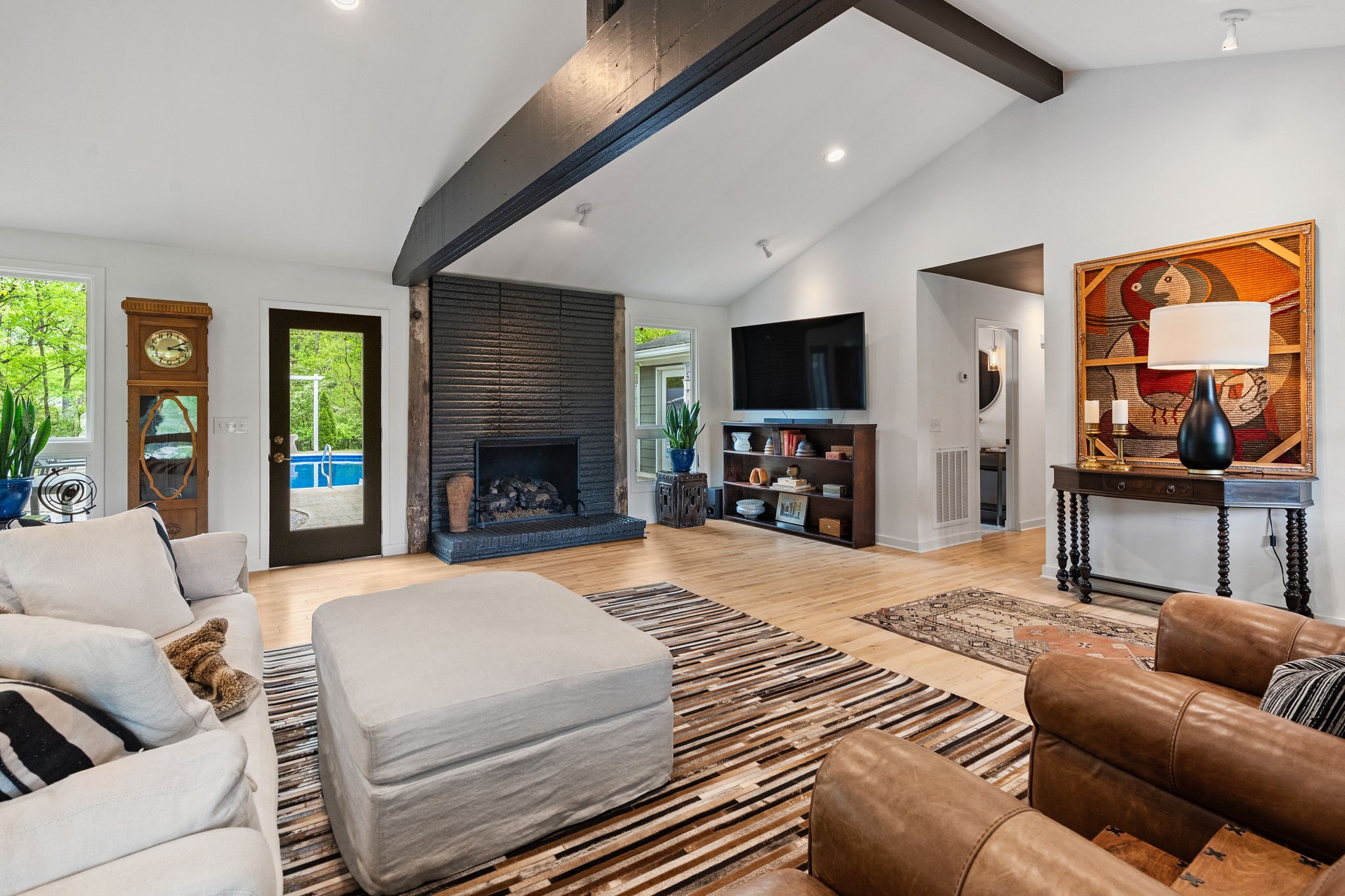 1004 Hickory Hollow Rd