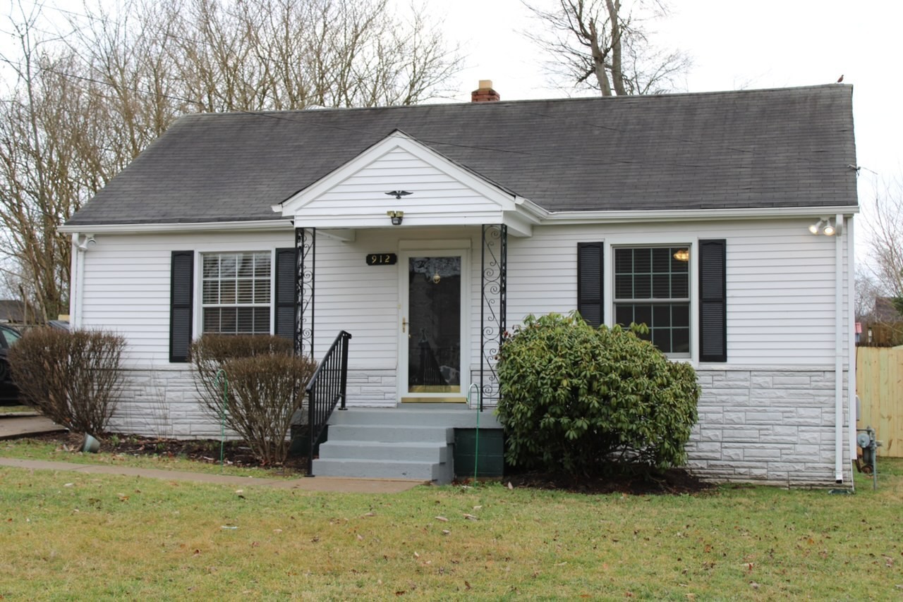 912 Oneida Ave