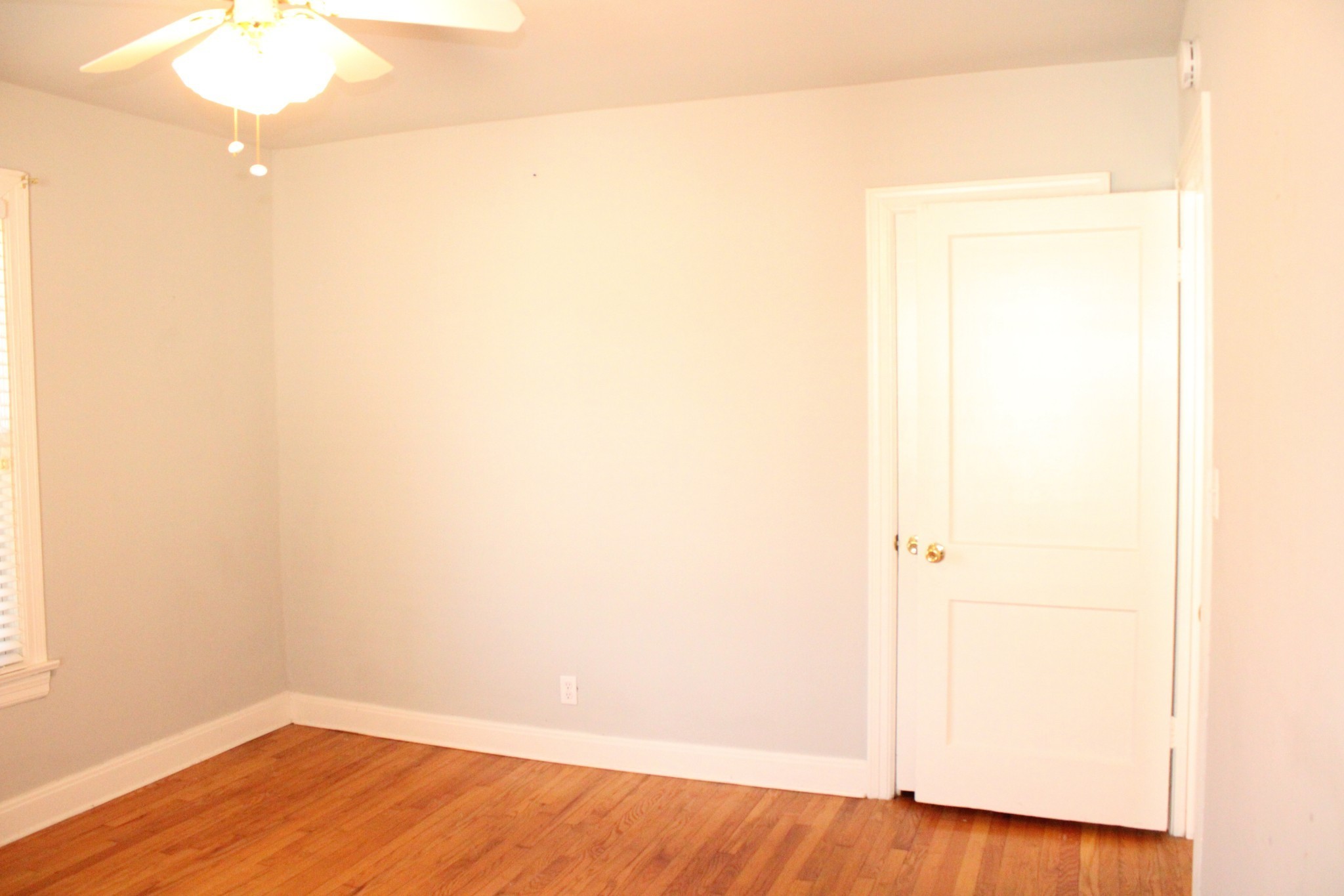 912 Oneida Ave