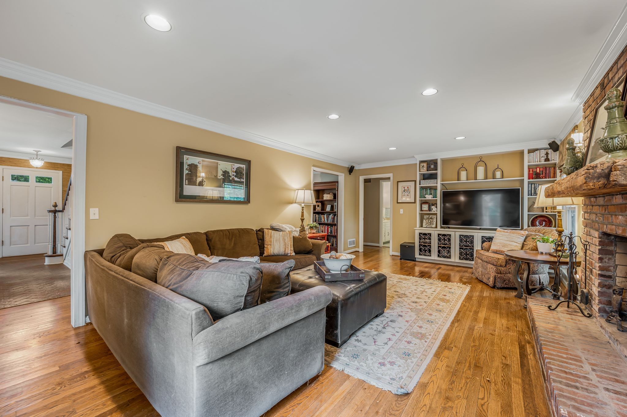 6417 Panorama Dr