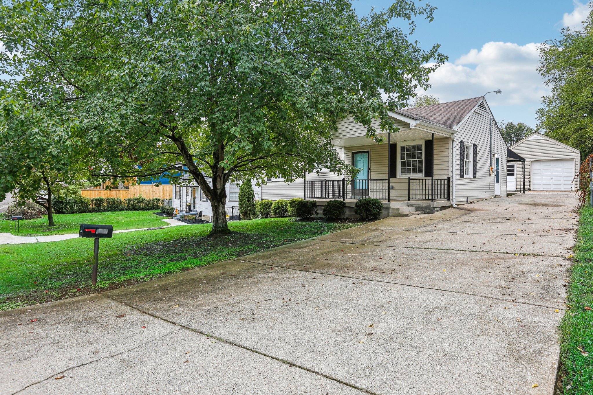 5507 Bon Air Cir