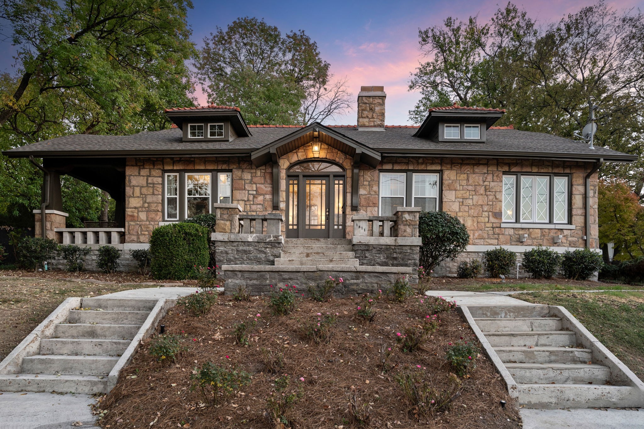 1811 Blair Blvd