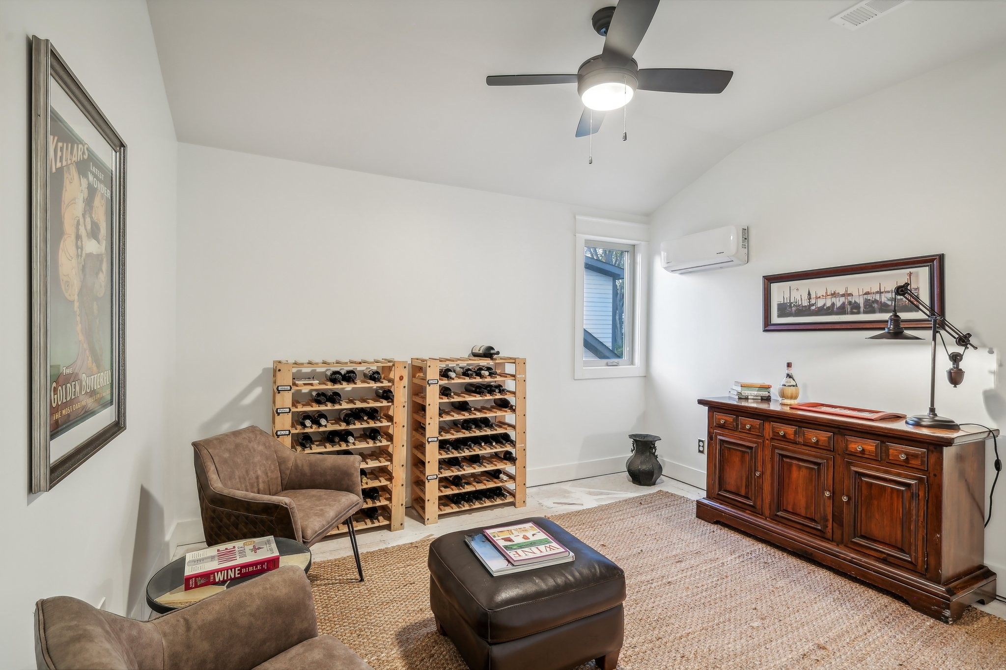 1301 Shelton Ave