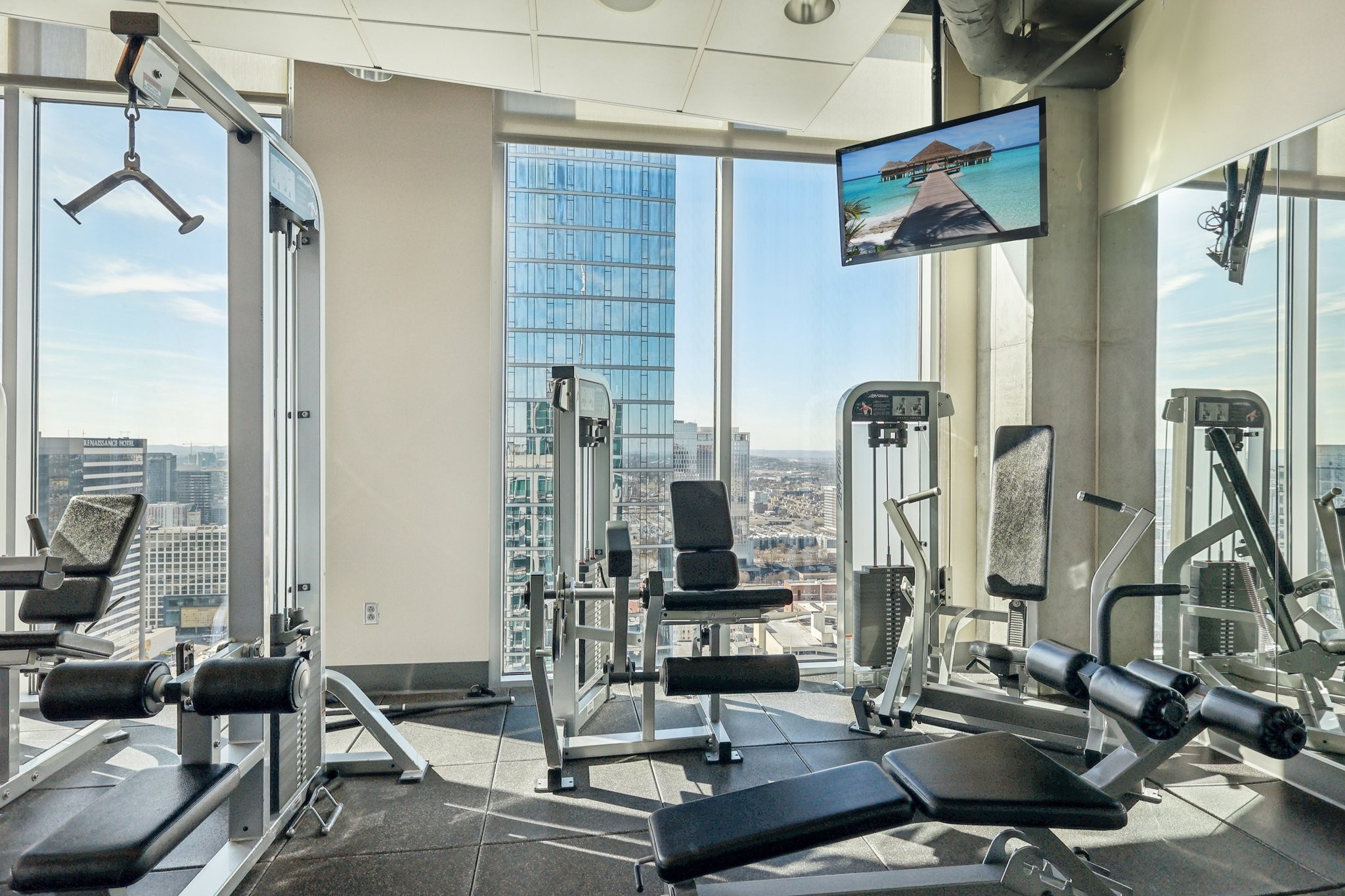 415 Church St Unit: 1104