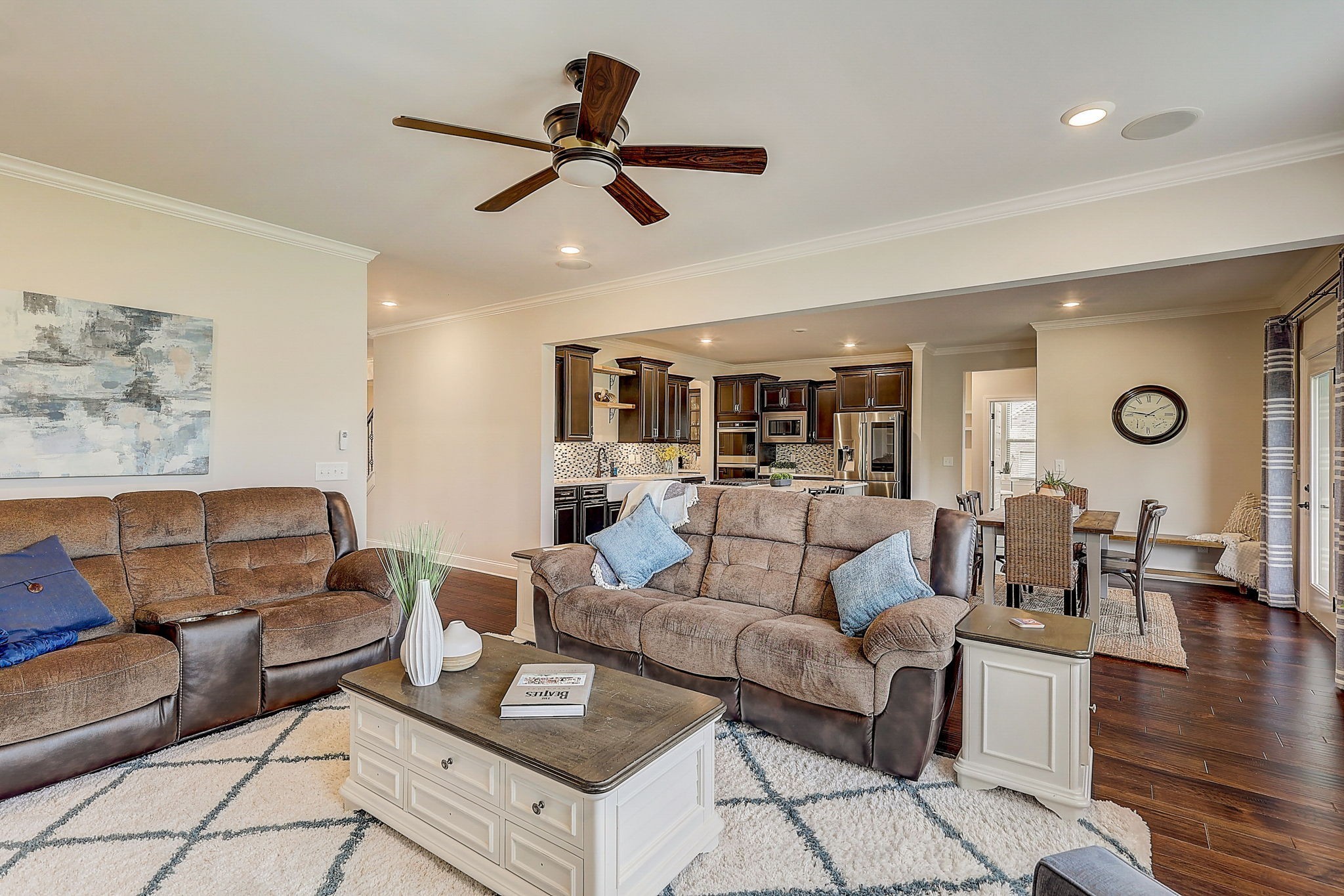 7068 Crimson Leaf Ln