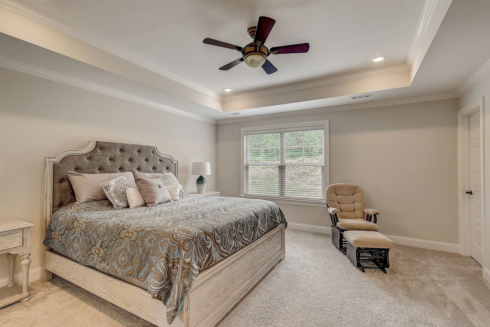 7068 Crimson Leaf Ln