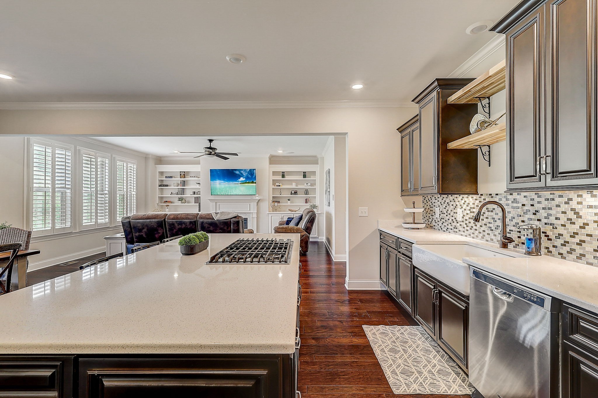 7068 Crimson Leaf Ln
