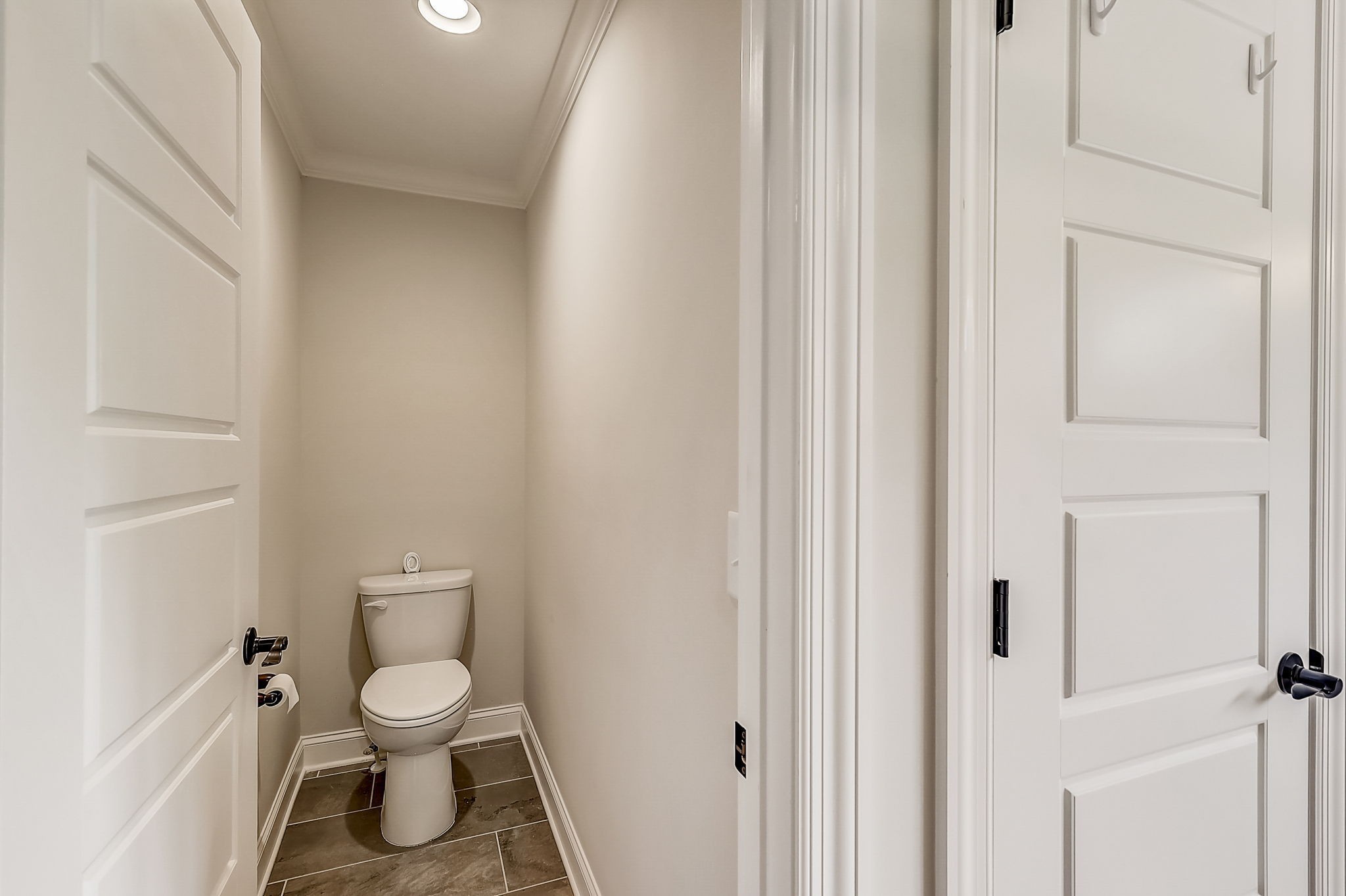 7068 Crimson Leaf Ln