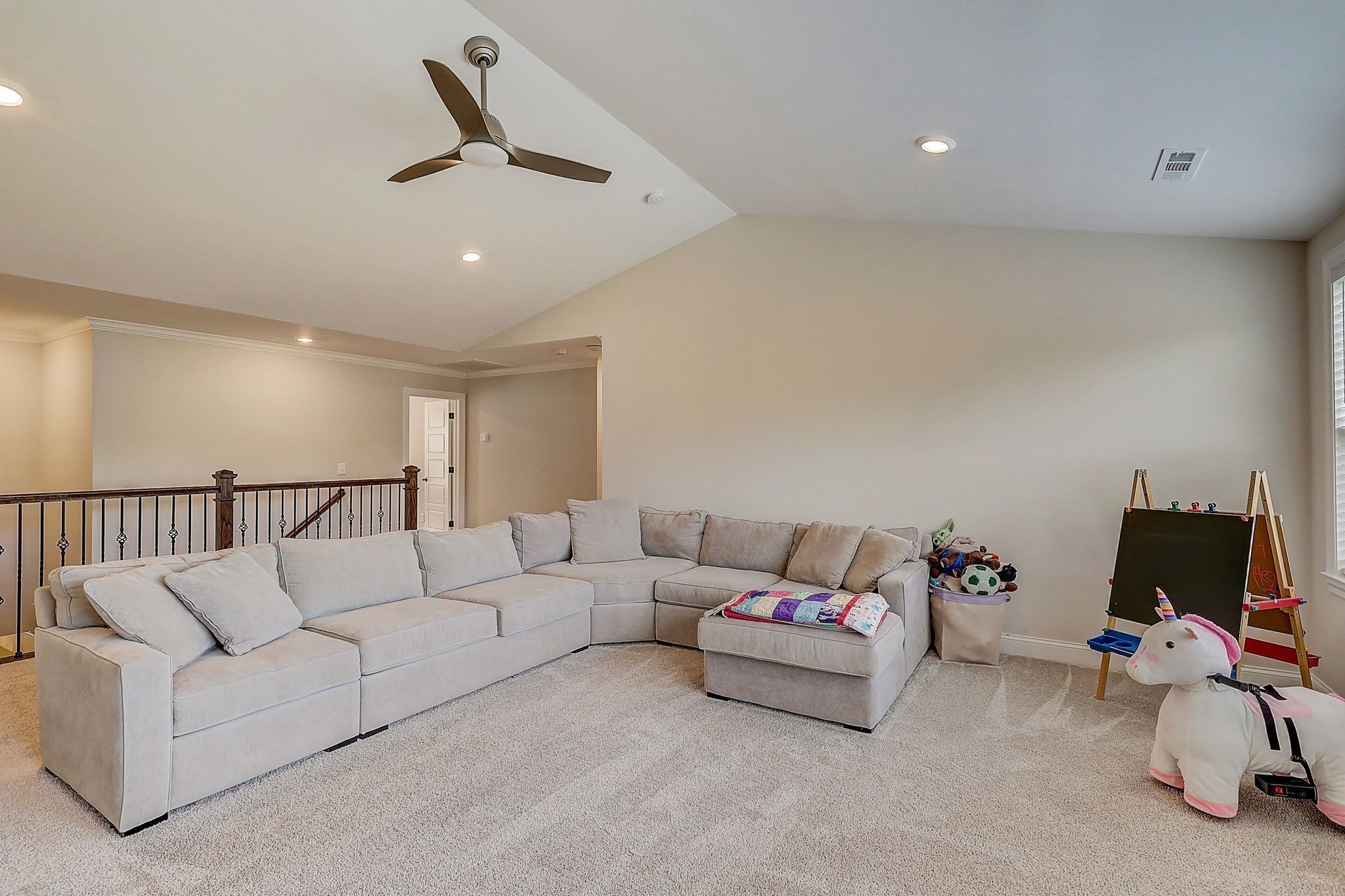 7068 Crimson Leaf Ln
