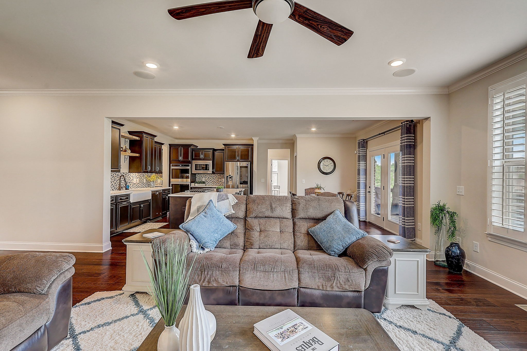7068 Crimson Leaf Ln