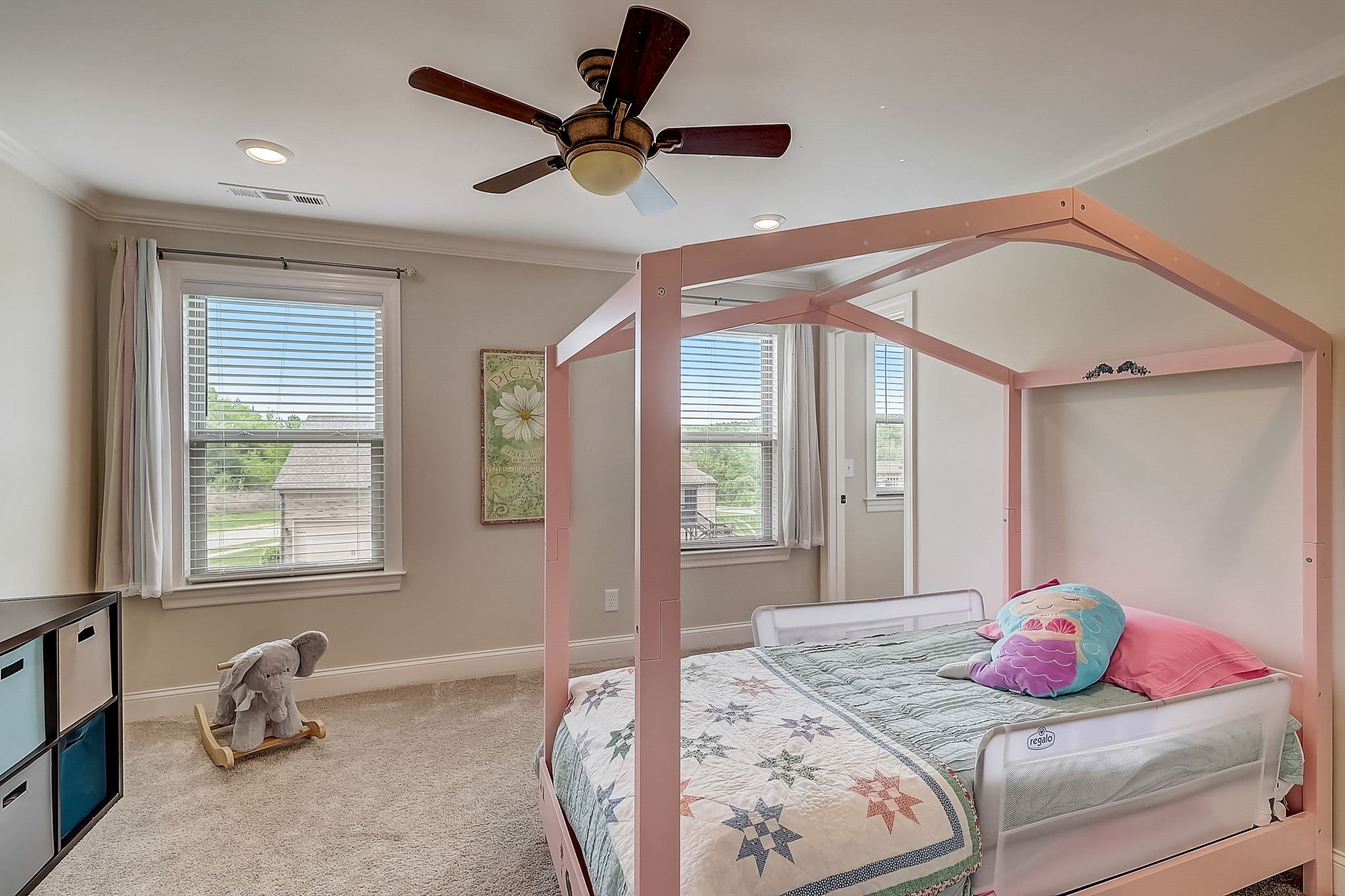 7068 Crimson Leaf Ln