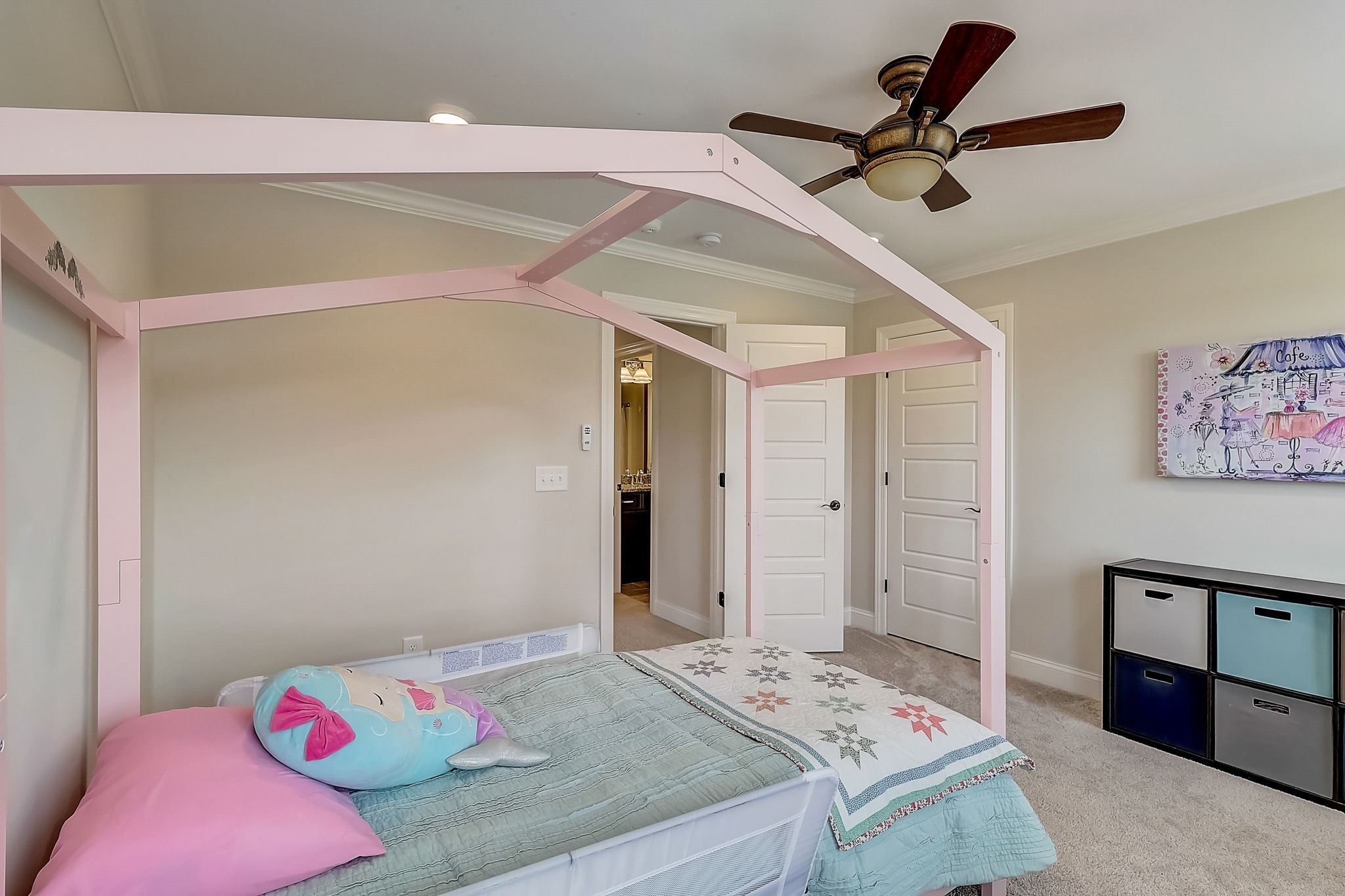7068 Crimson Leaf Ln