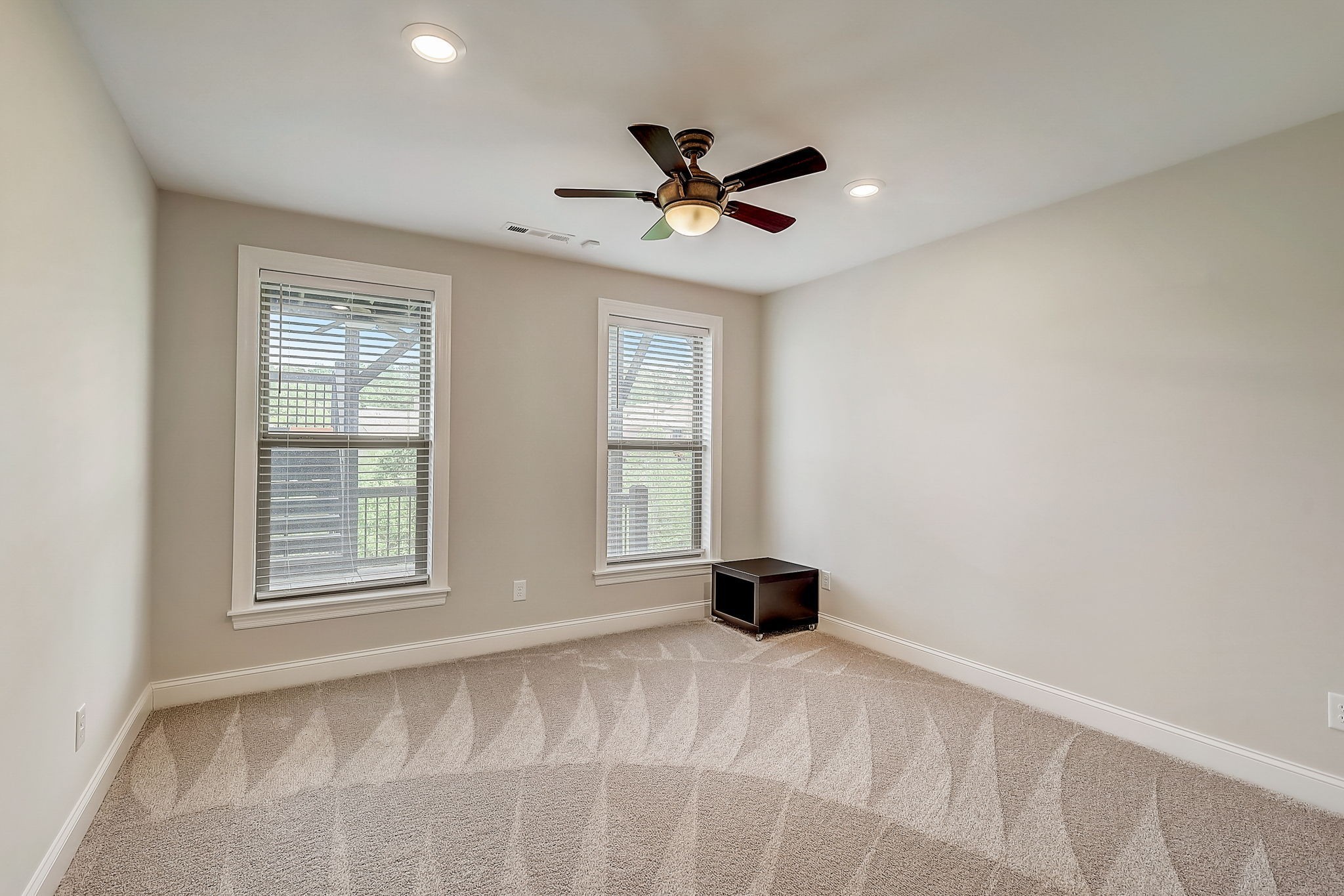 7068 Crimson Leaf Ln