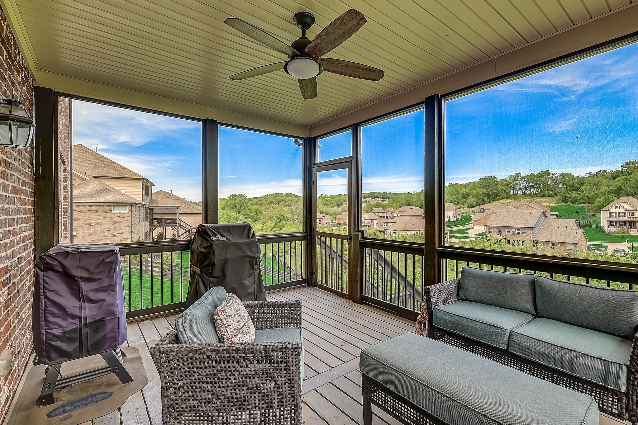 7068 Crimson Leaf Ln