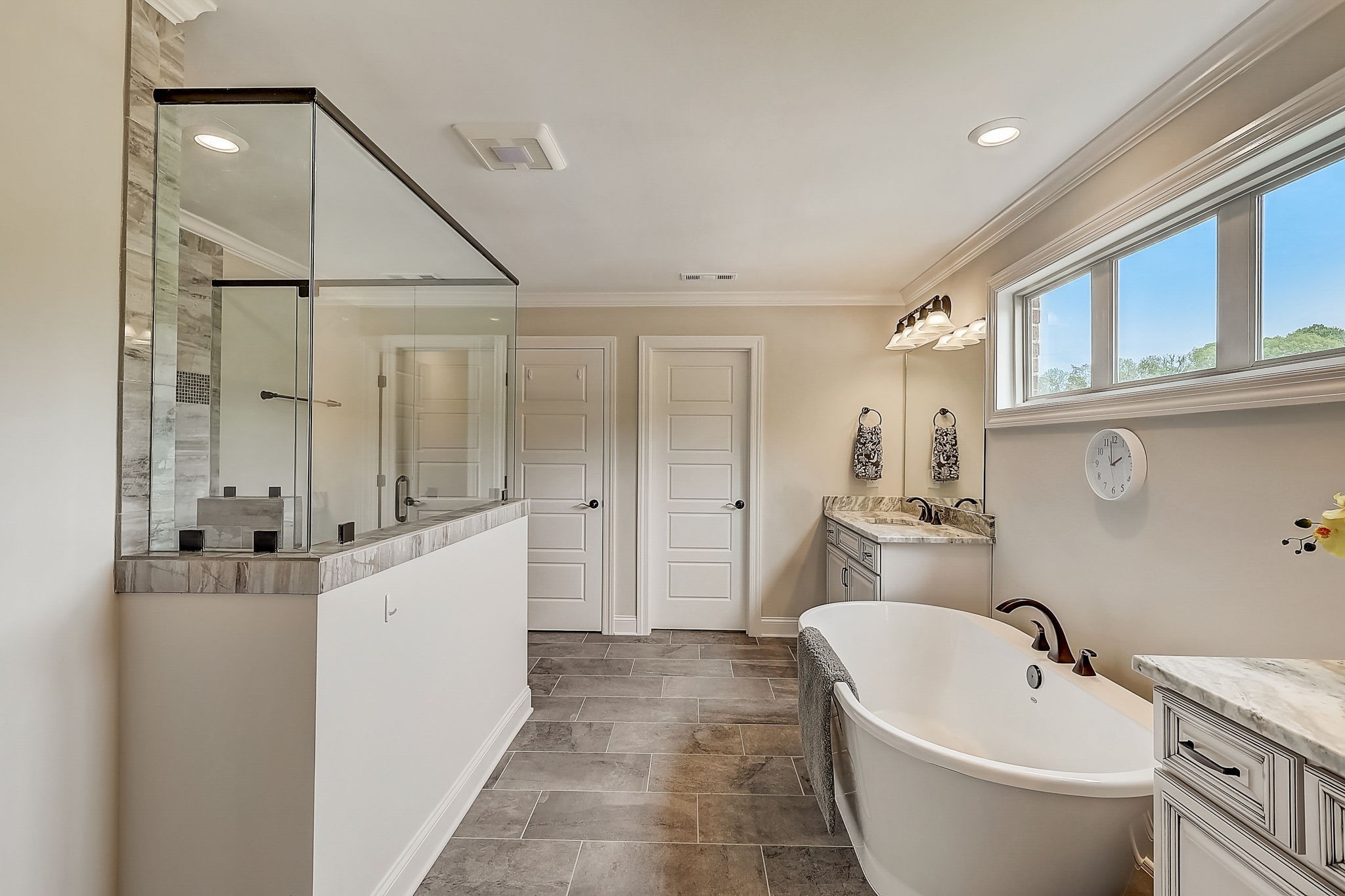 7068 Crimson Leaf Ln