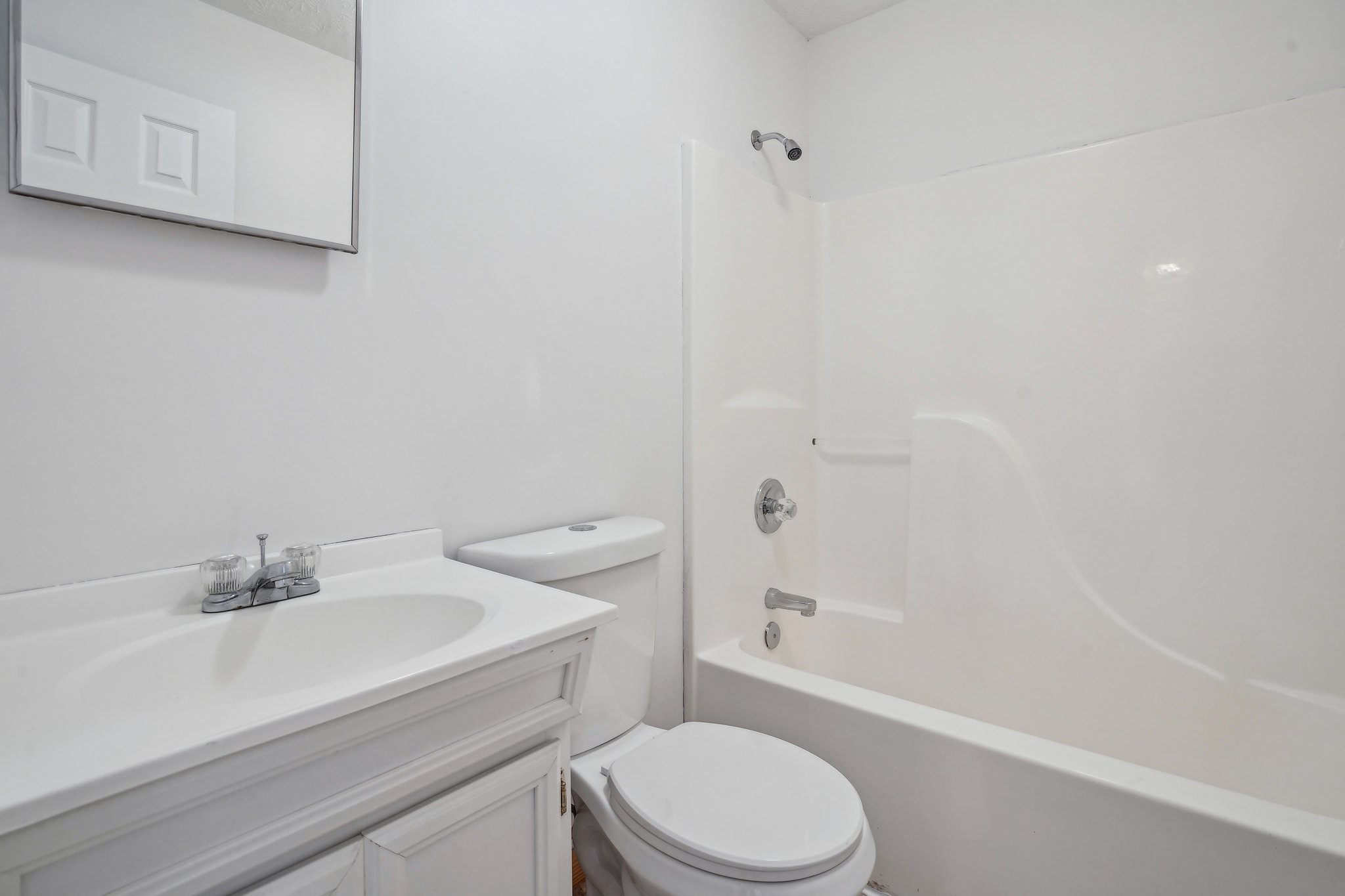 112 Aaron Dr