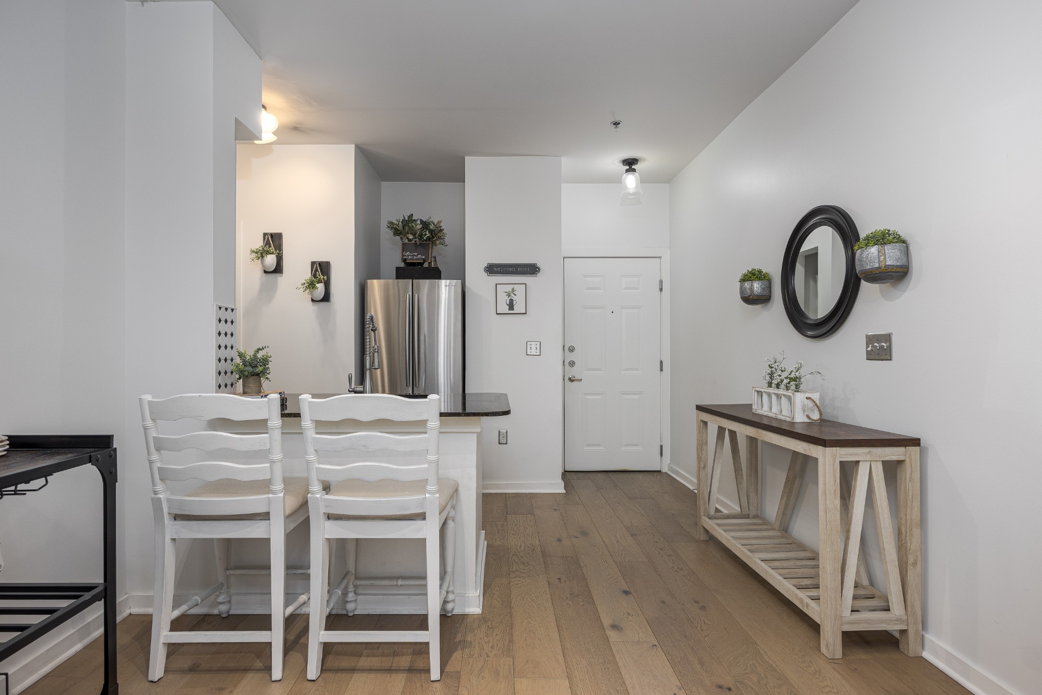 1803 Broadway Unit: 222