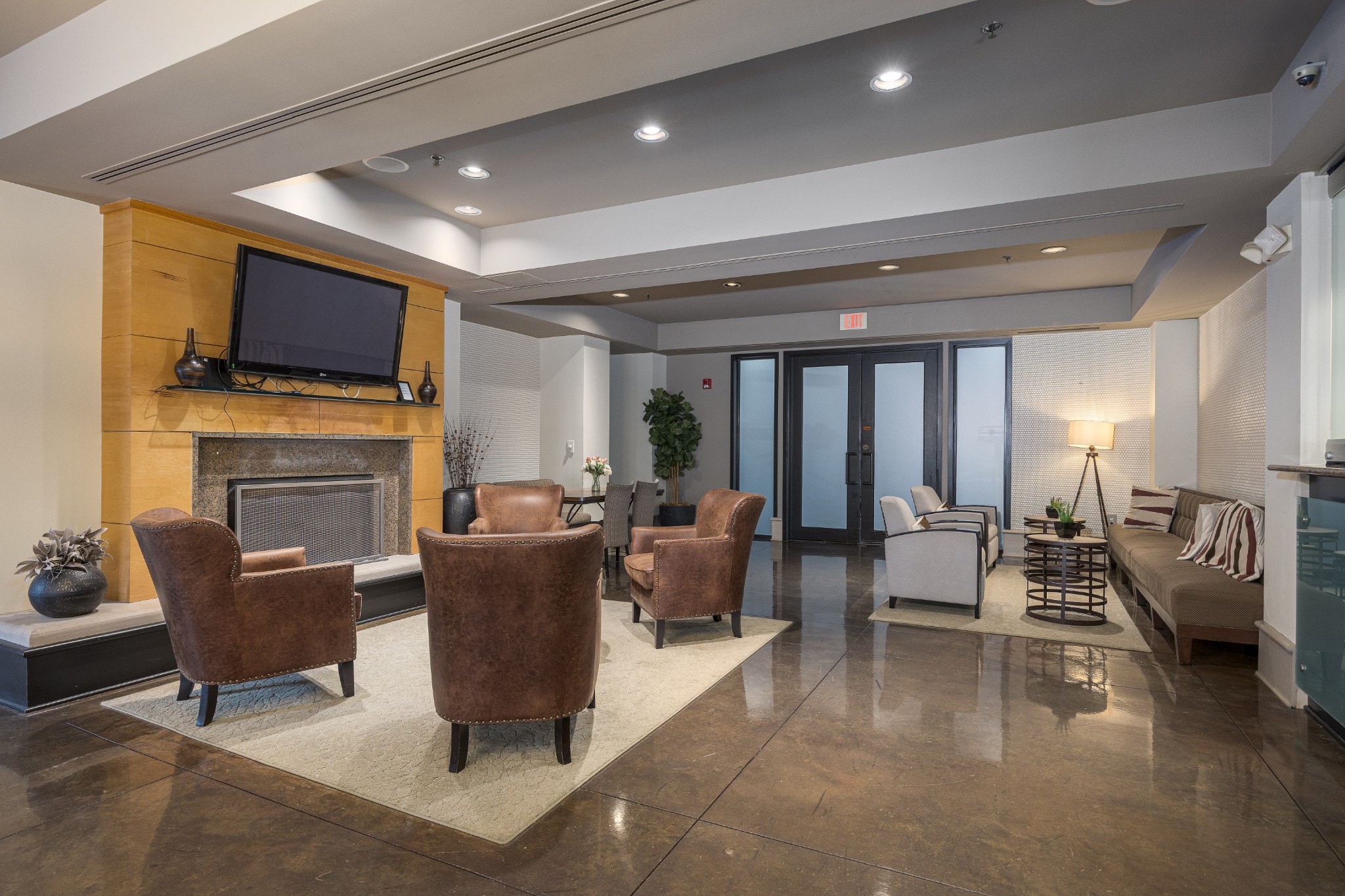 1803 Broadway Unit: 222