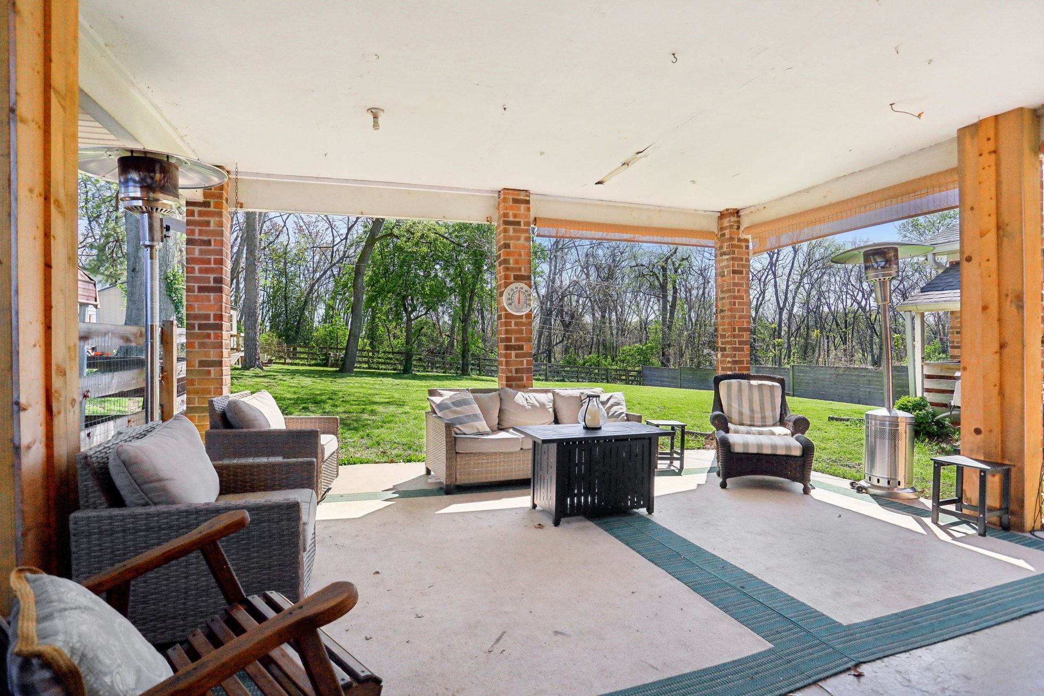 2423 Cabin Hill Rd