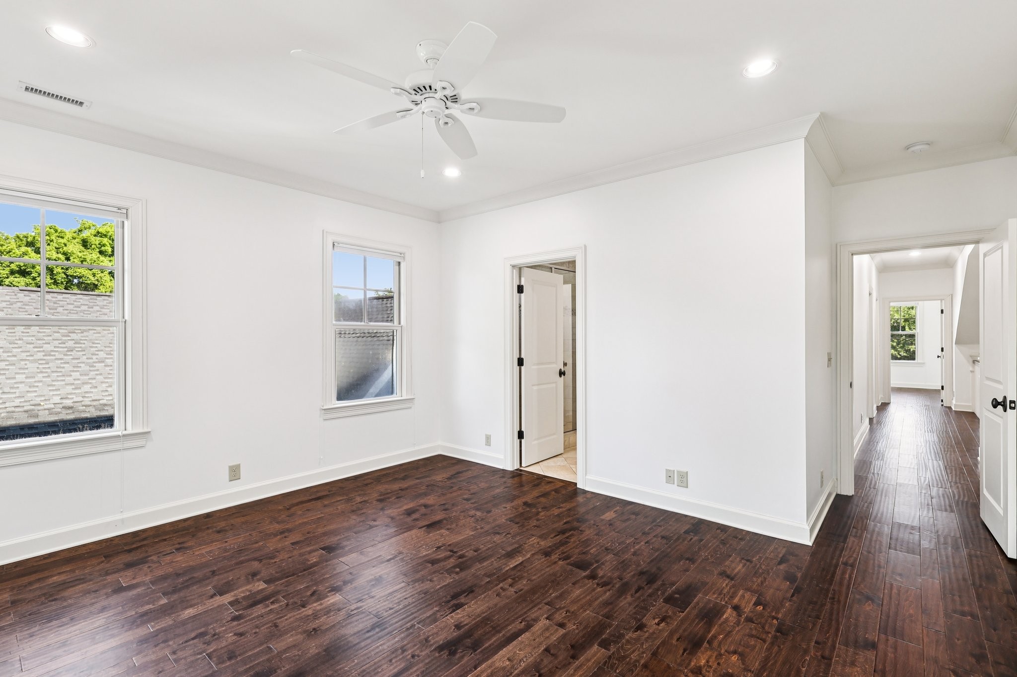 825 Knox Ave