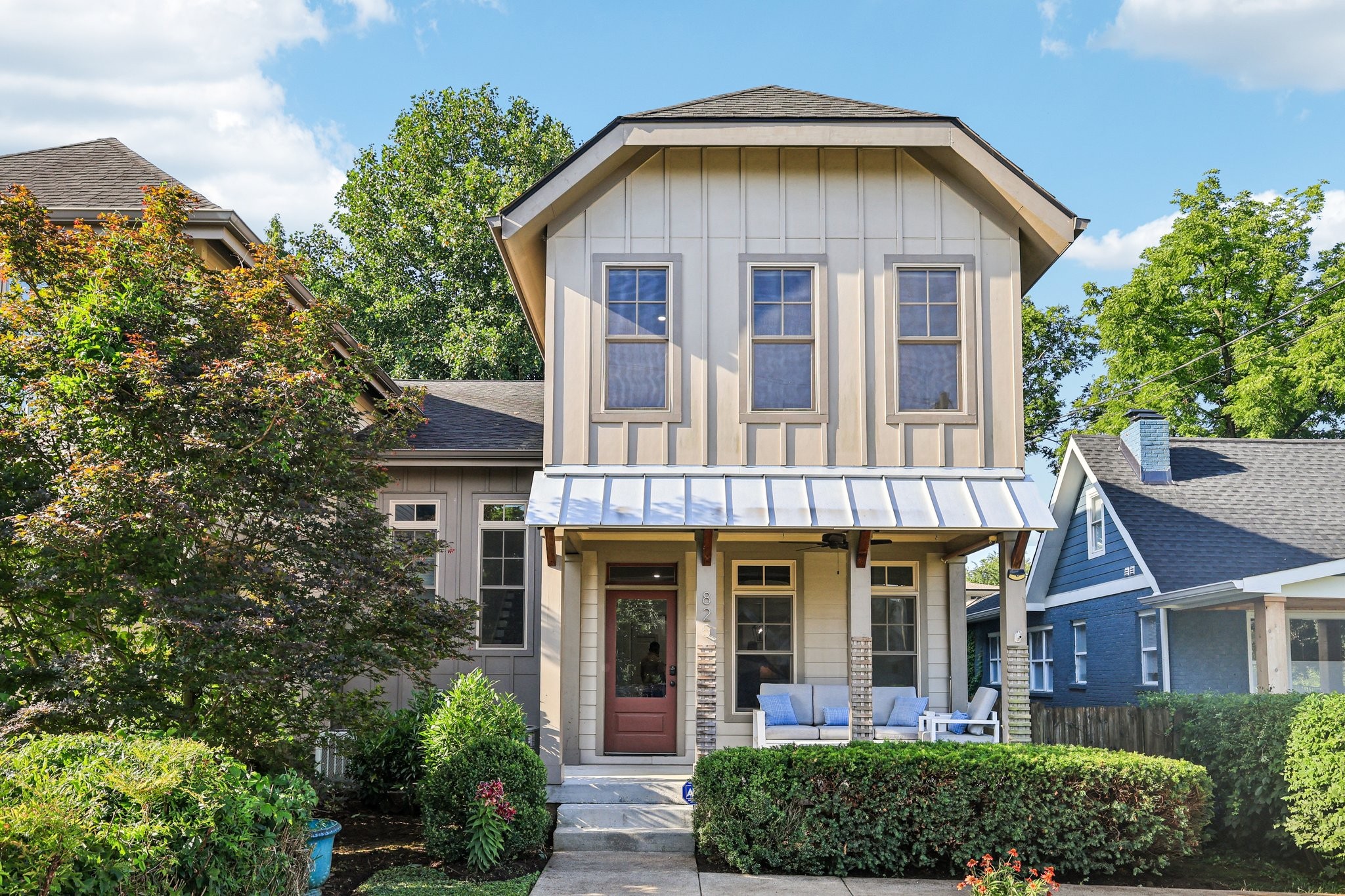 825 Knox Ave