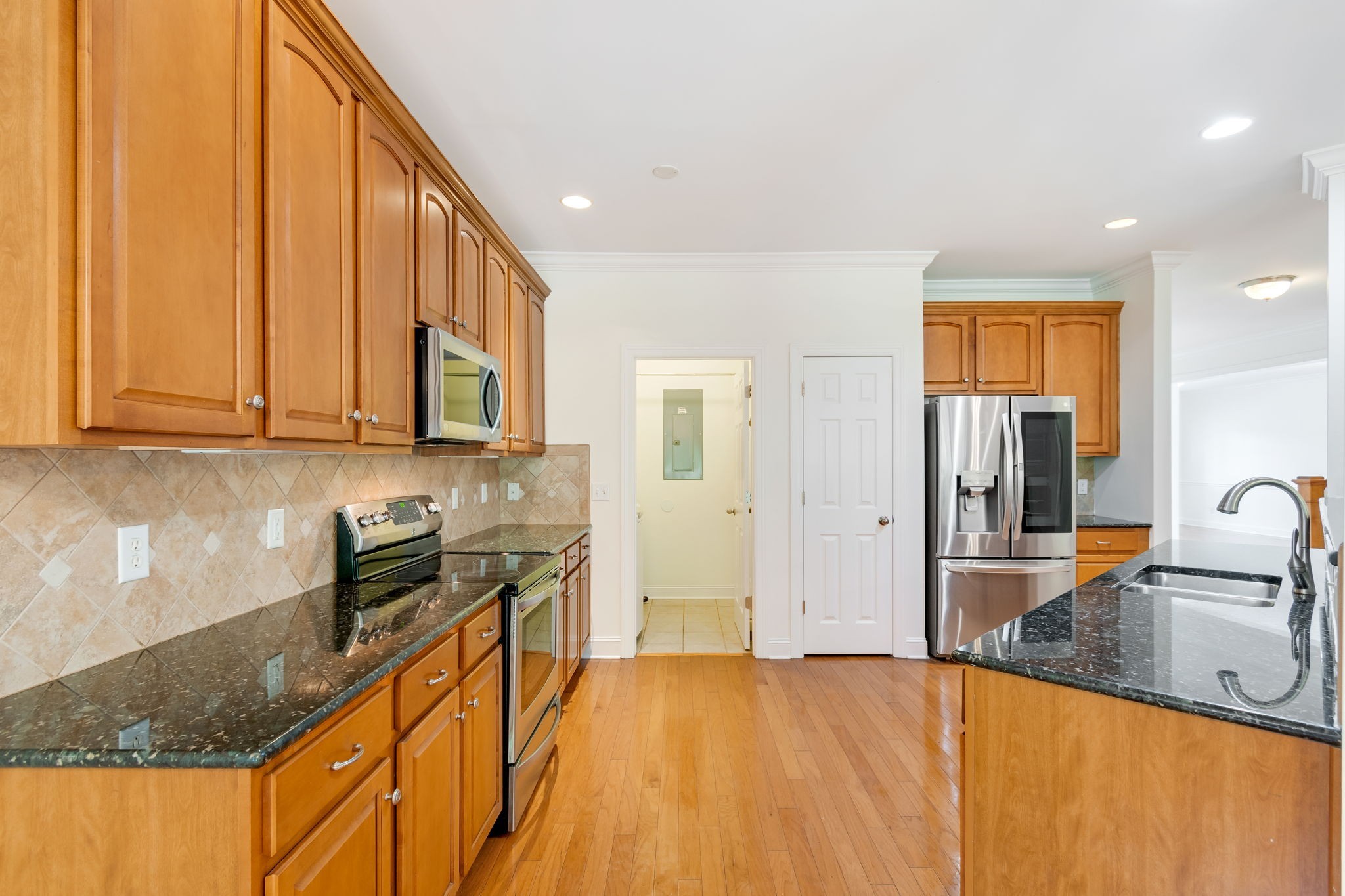 509 Beech Brook Ct
