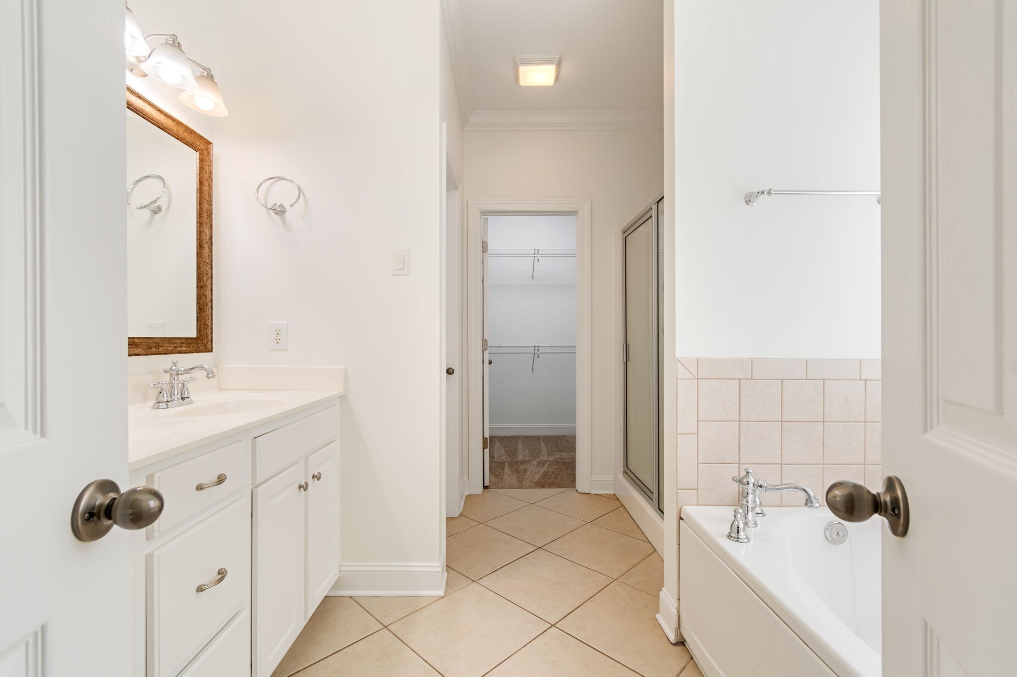 509 Beech Brook Ct