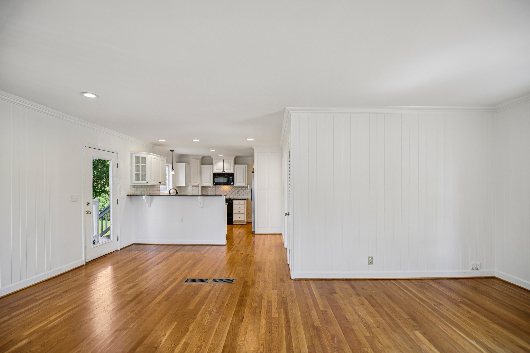 311 Robinhood Rd