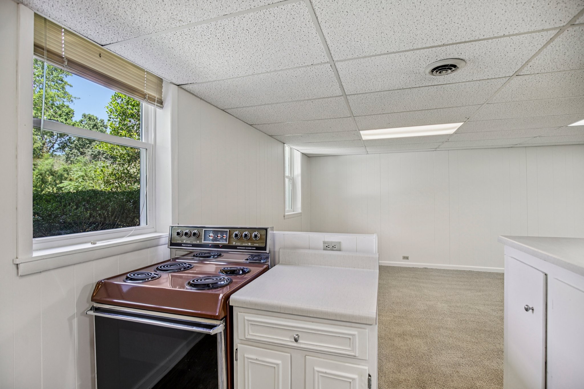 311 Robinhood Rd