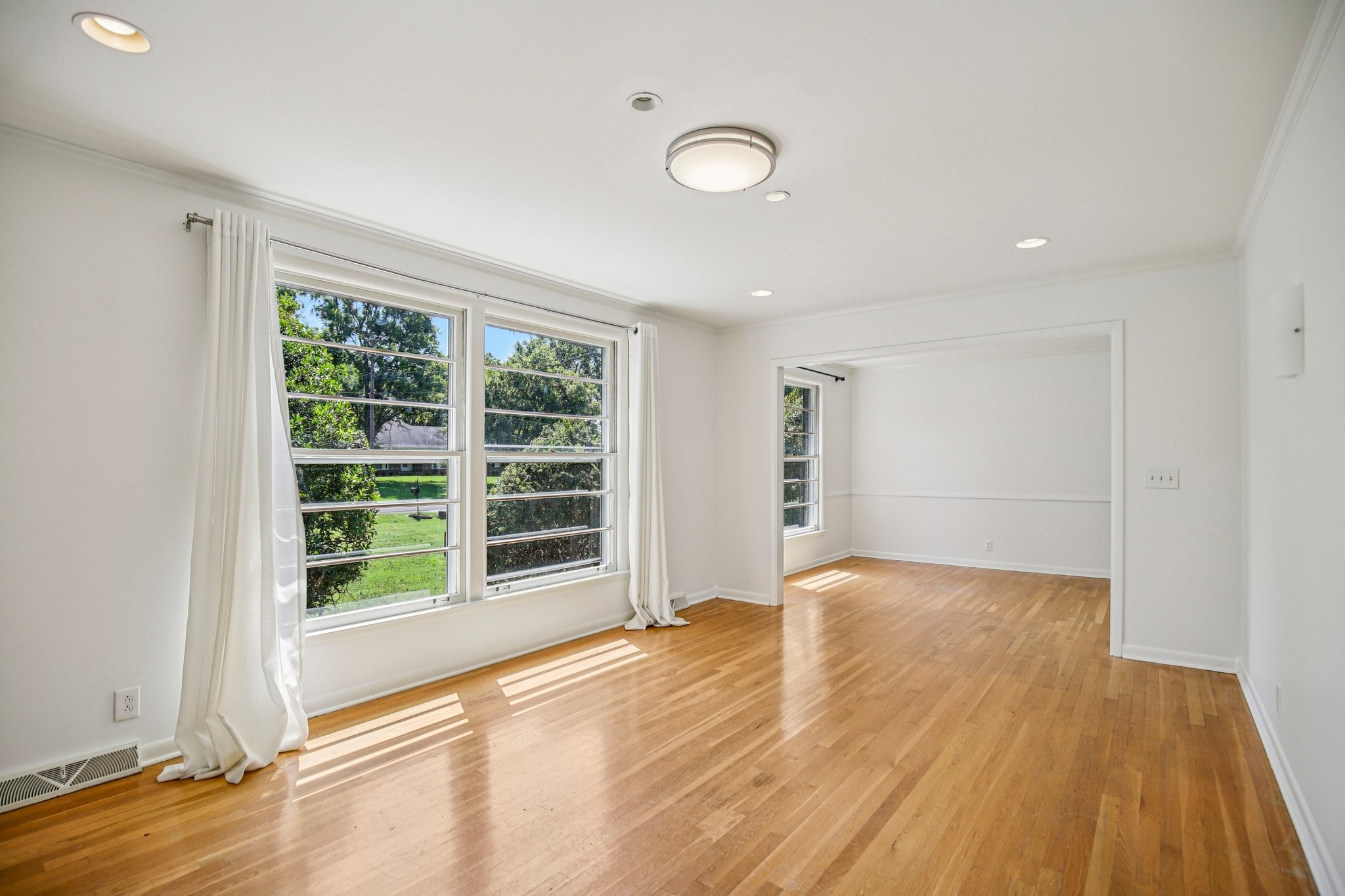 311 Robinhood Rd