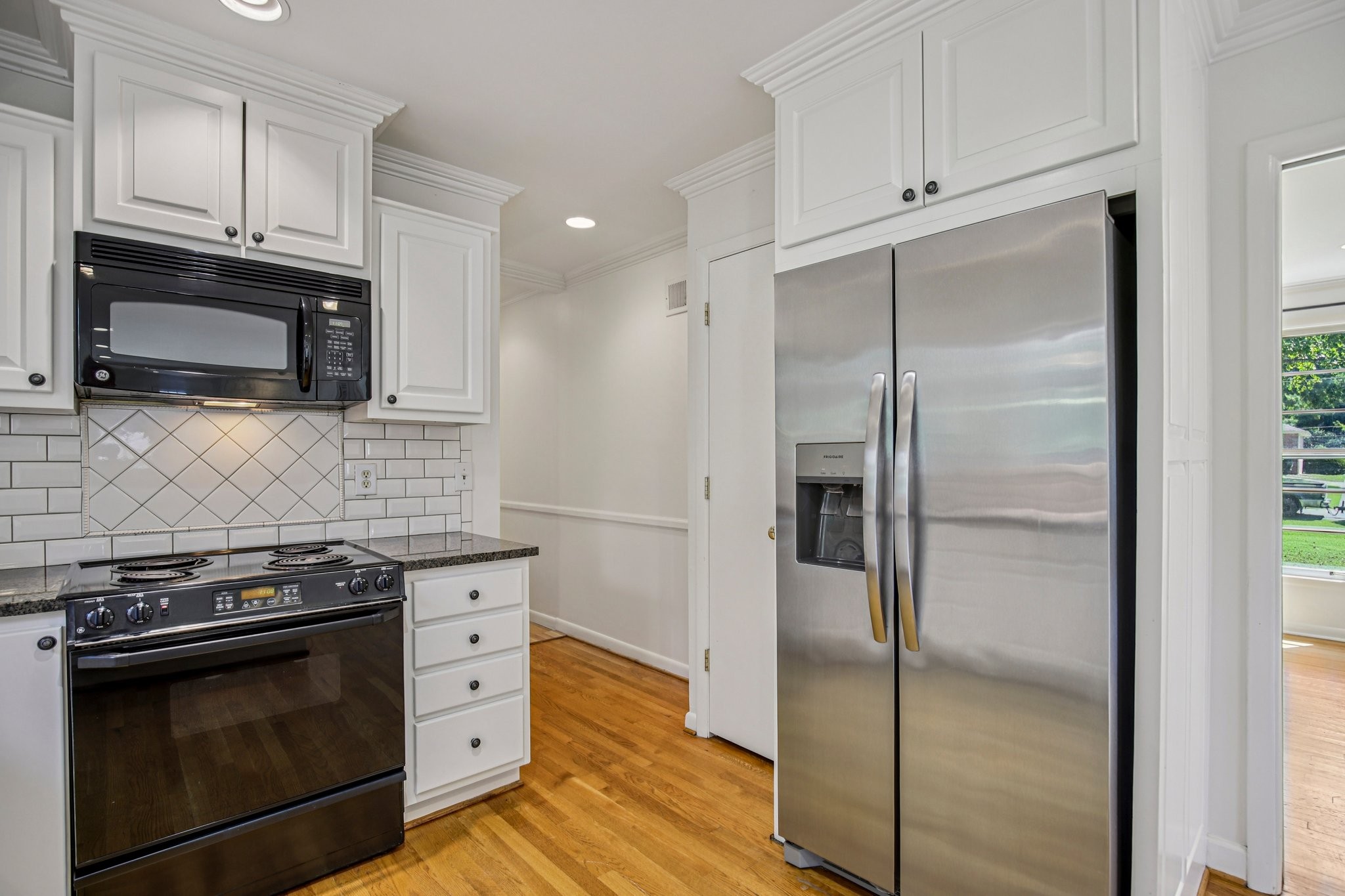 311 Robinhood Rd