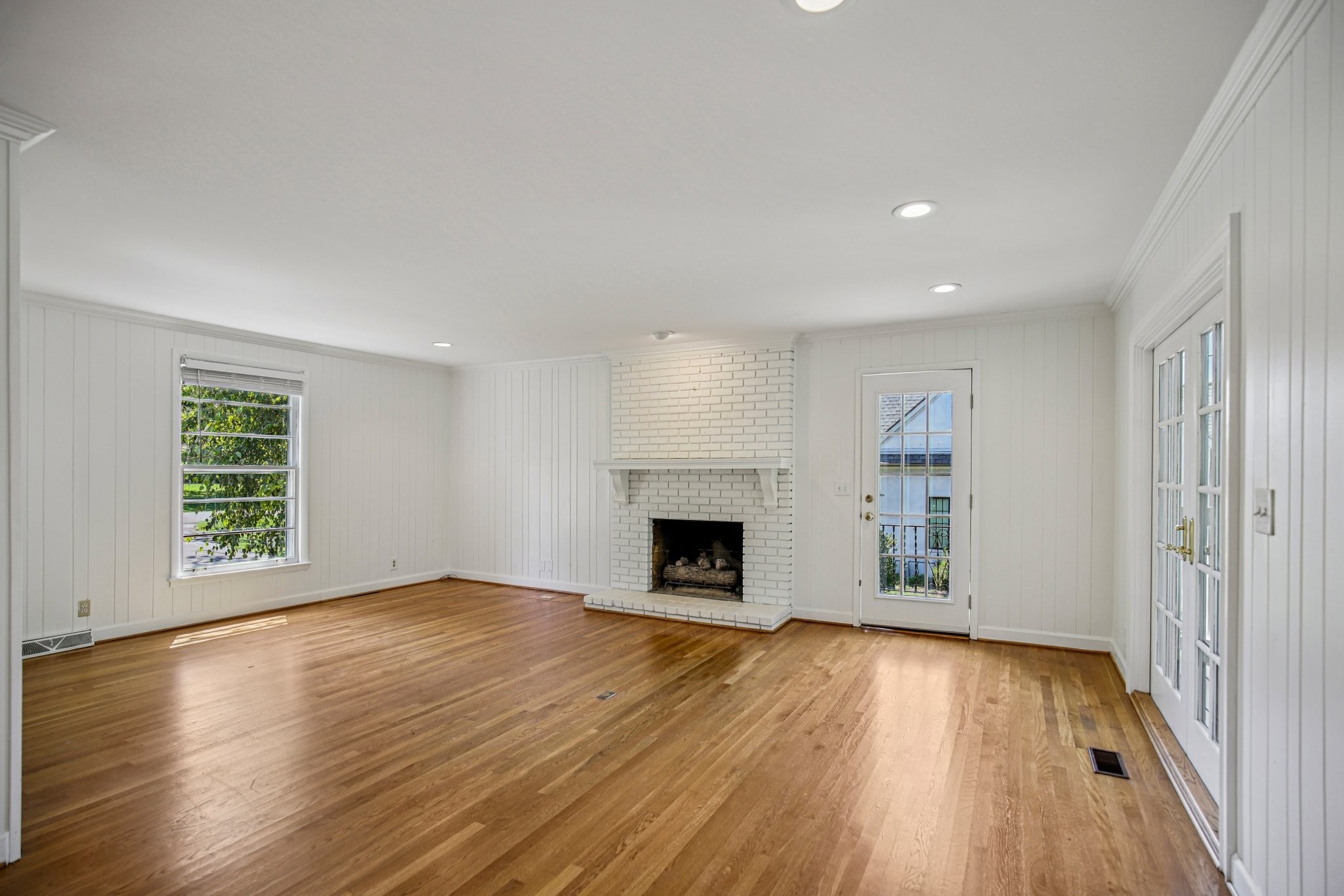 311 Robinhood Rd
