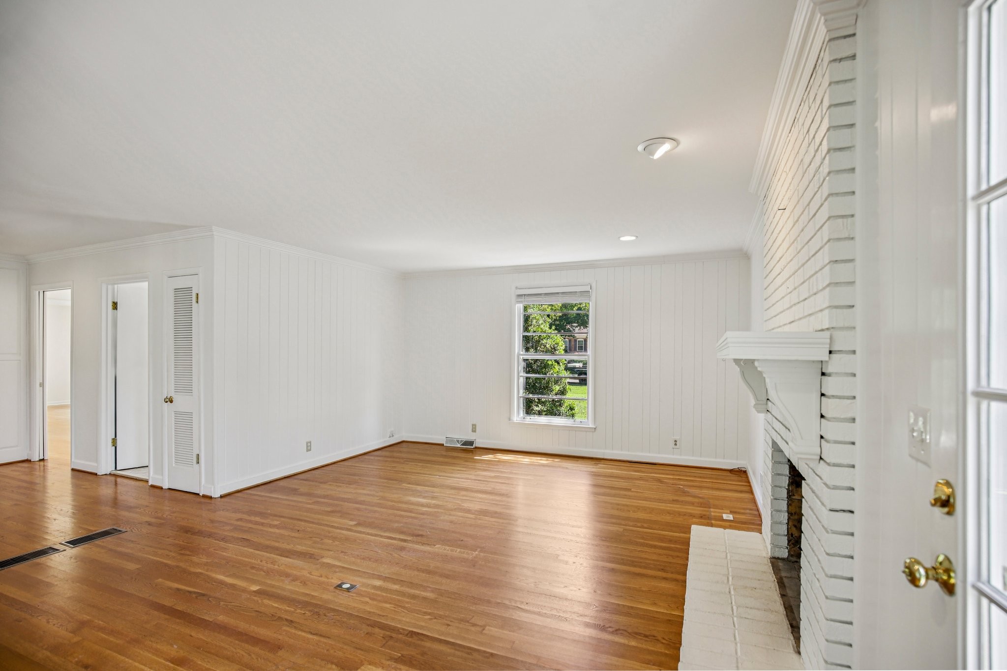311 Robinhood Rd