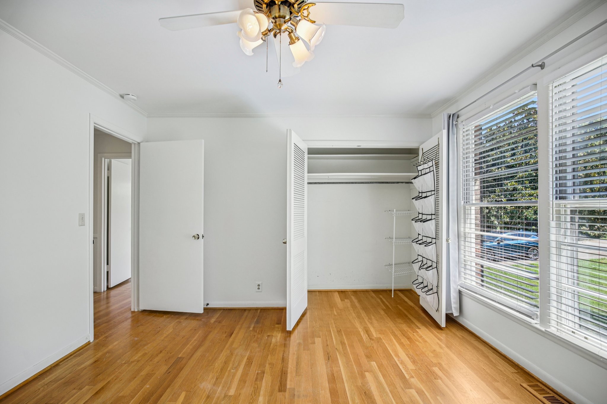 311 Robinhood Rd
