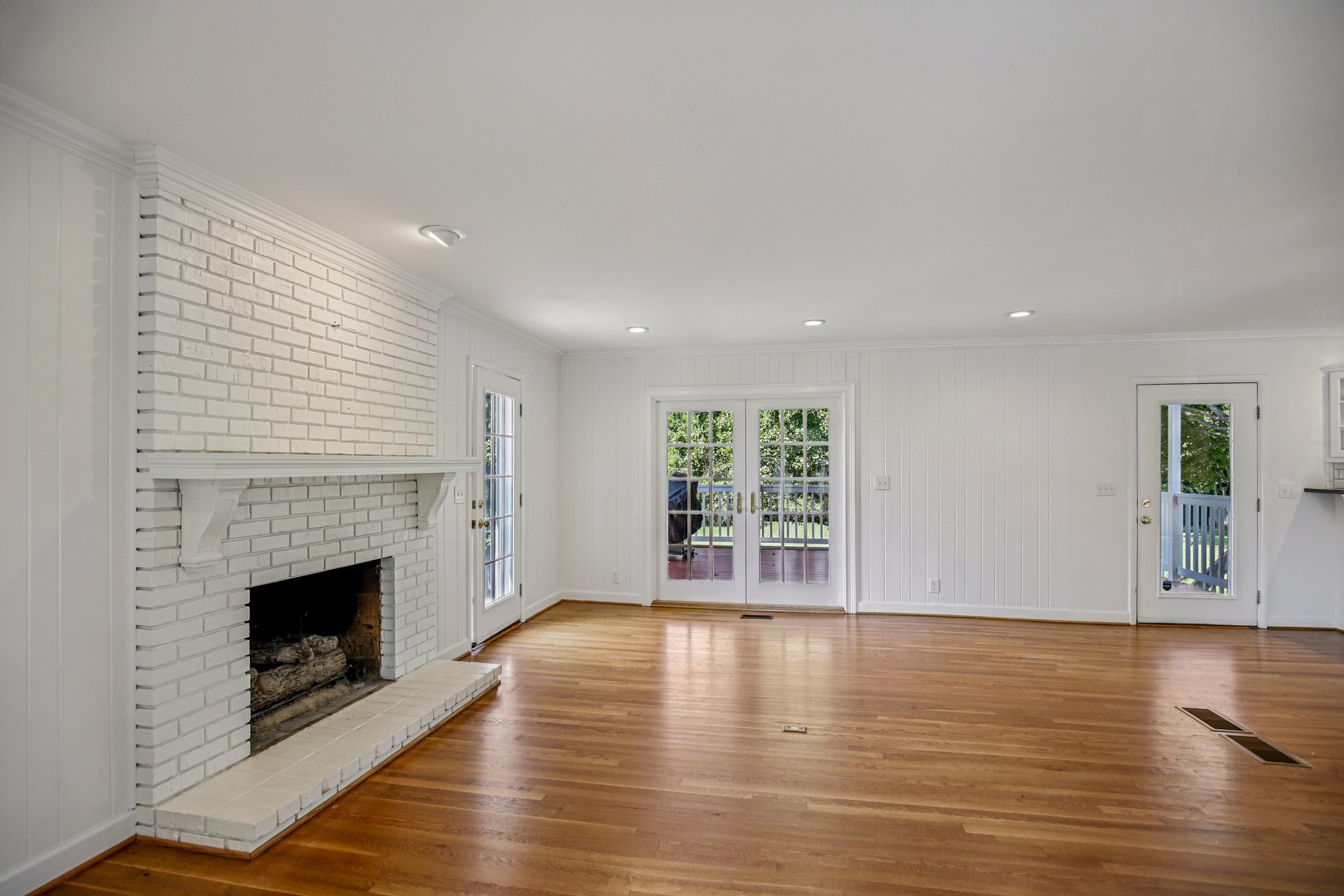 311 Robinhood Rd