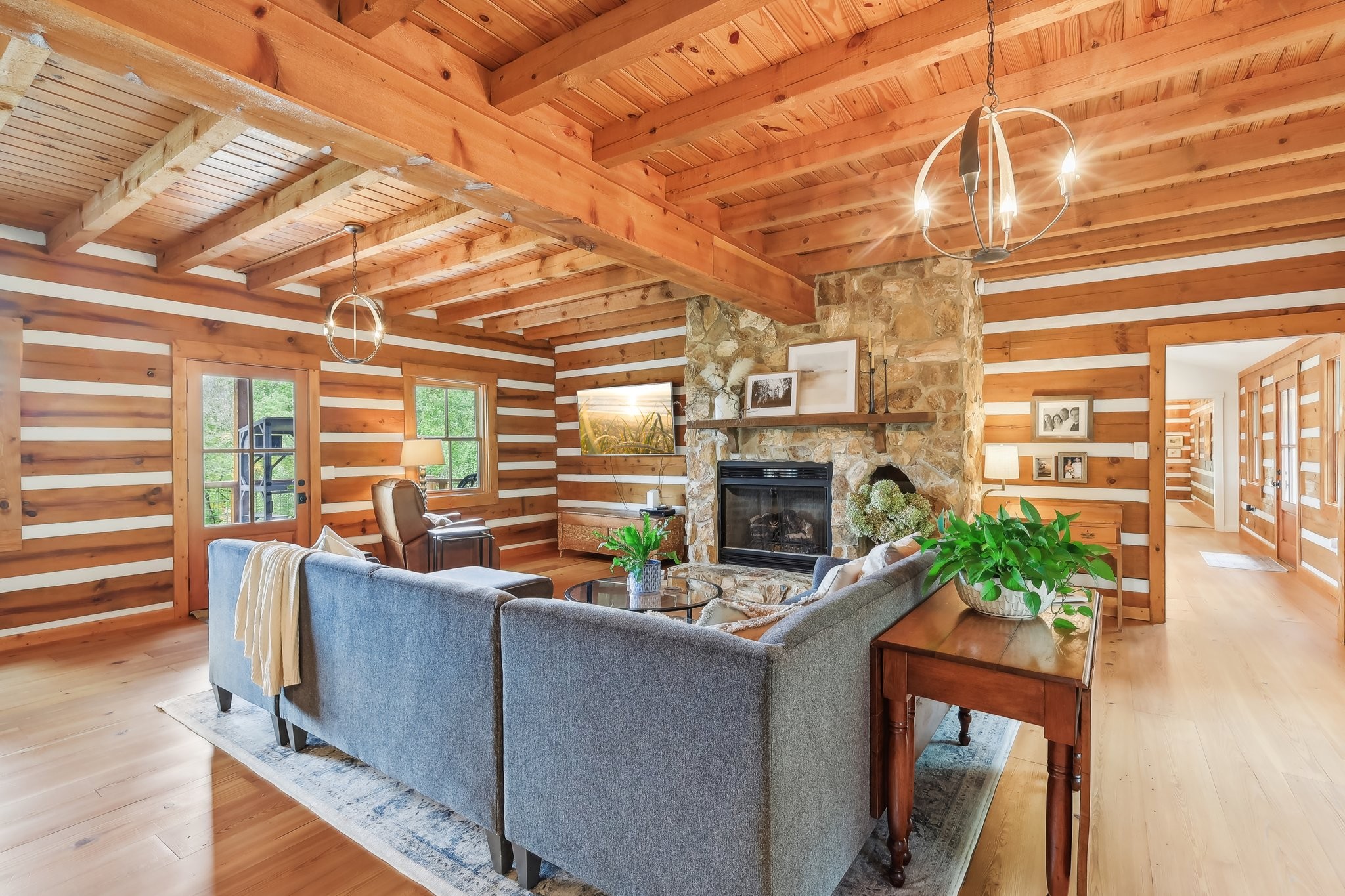 6535 Hidden Hollow Trl