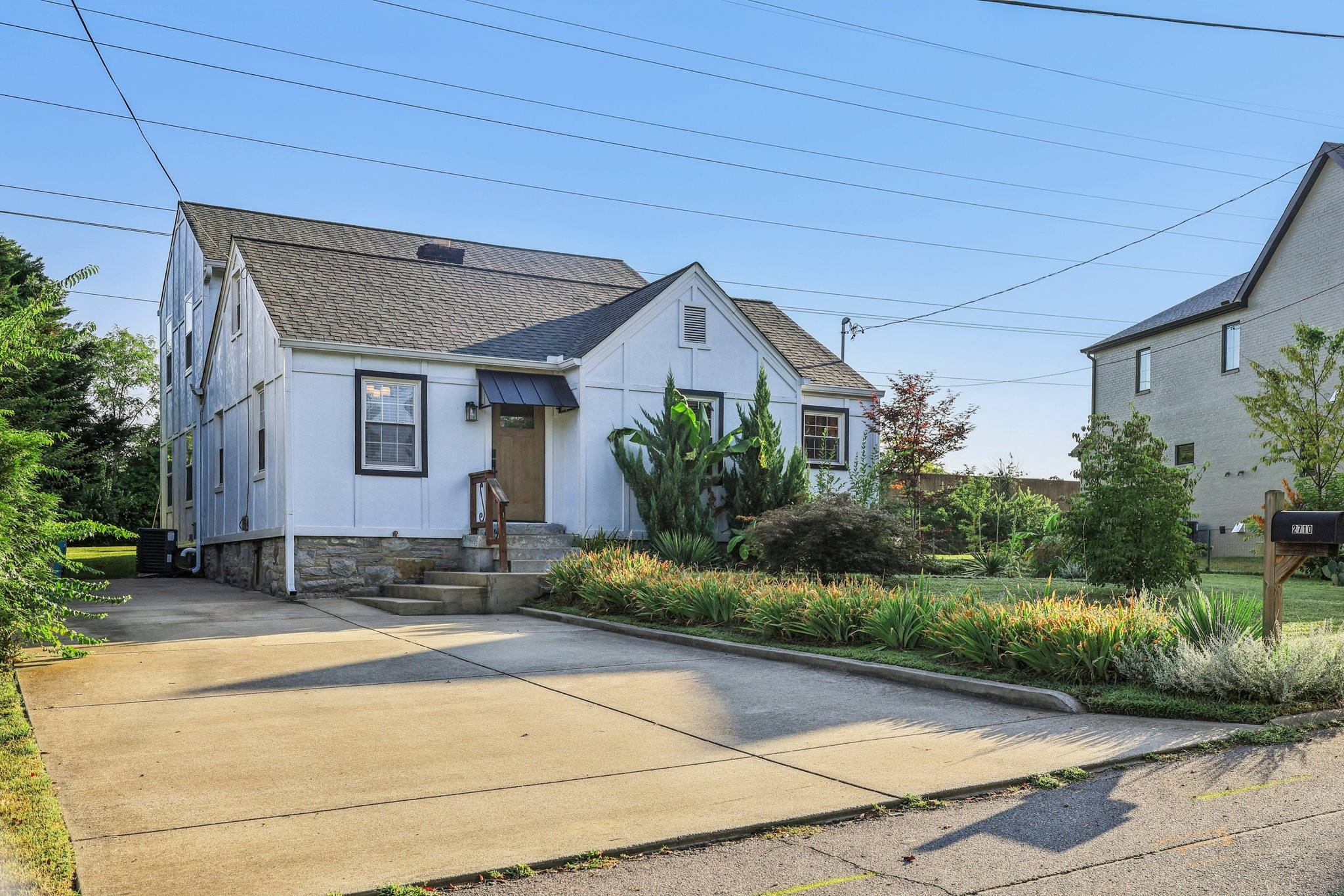 2710 Sharondale Ct