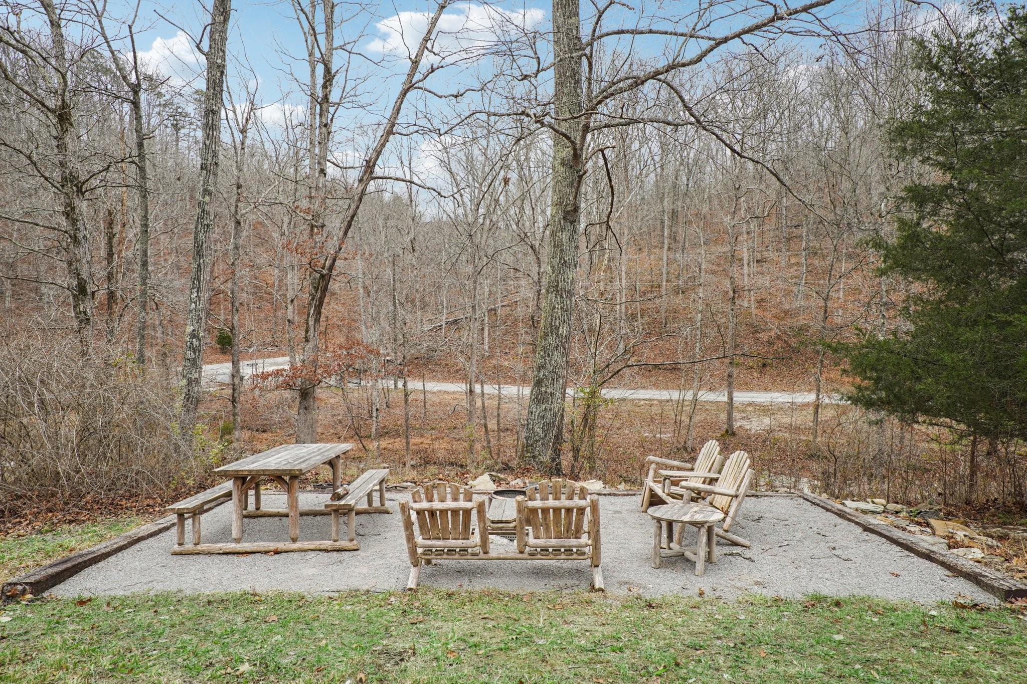 3668 Old Sams Creek Rd