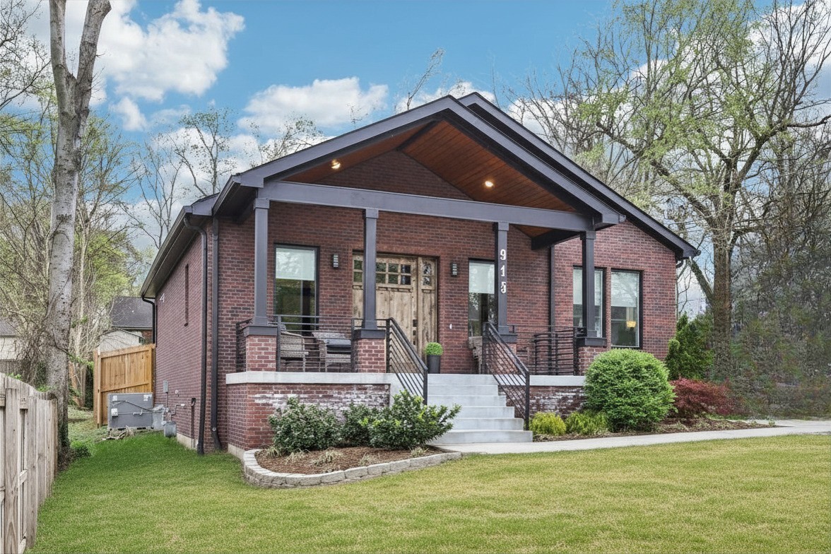 915 Emmett Ave