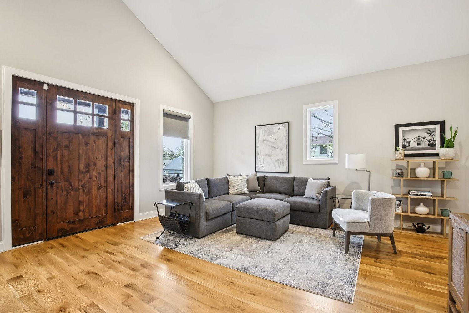 915 Emmett Ave