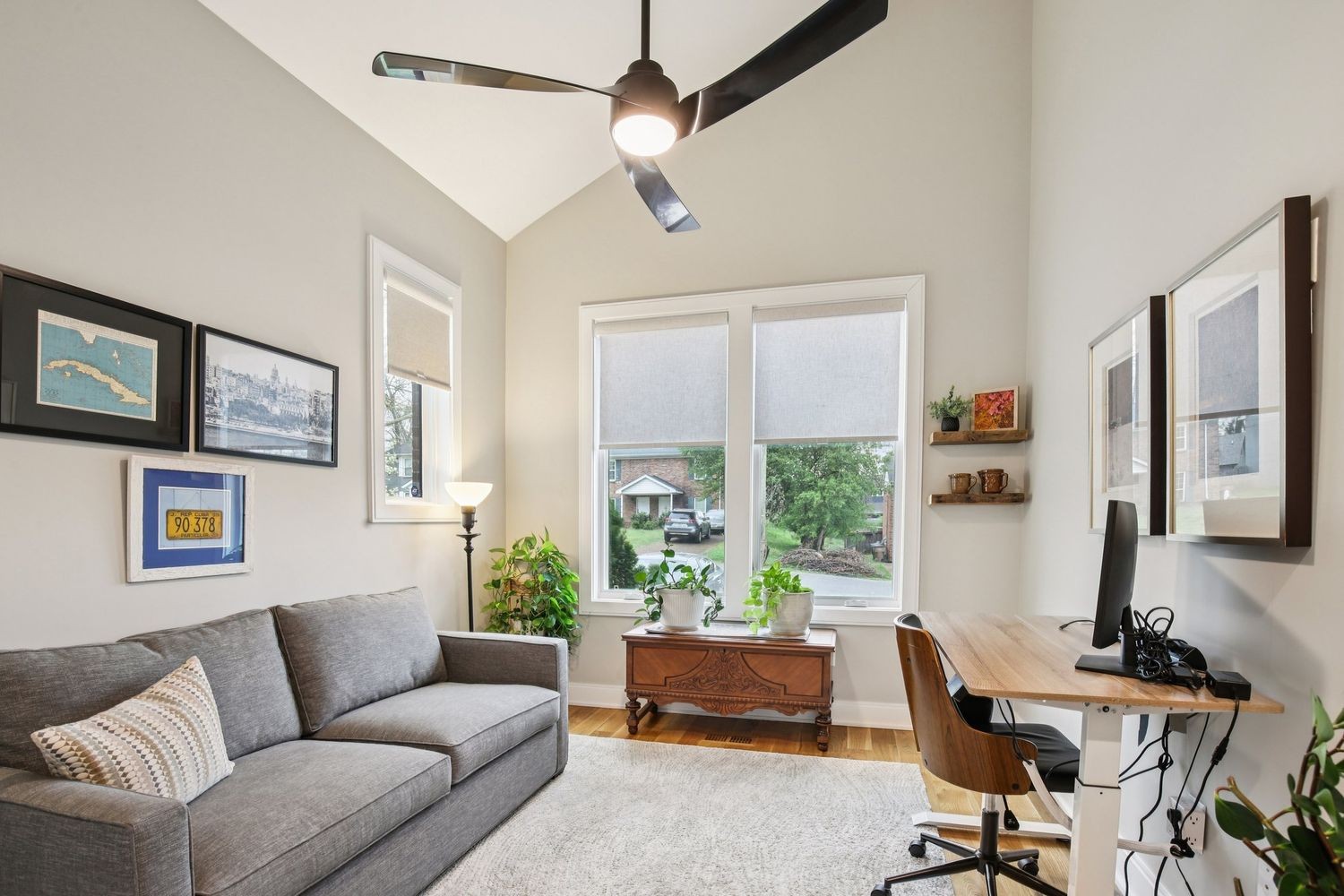 915 Emmett Ave