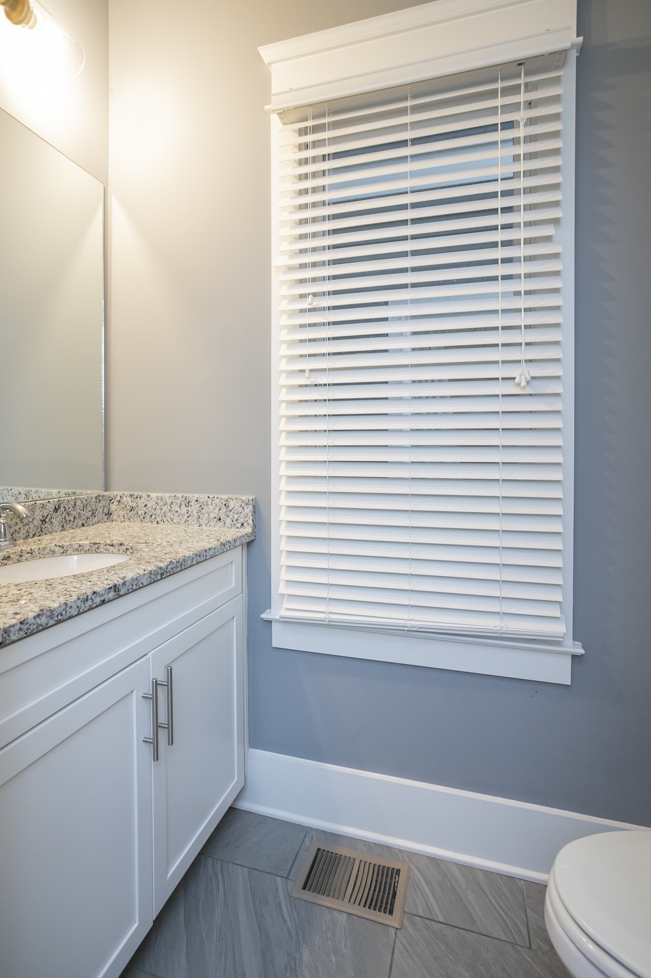4702 Indiana Ave Unit: A