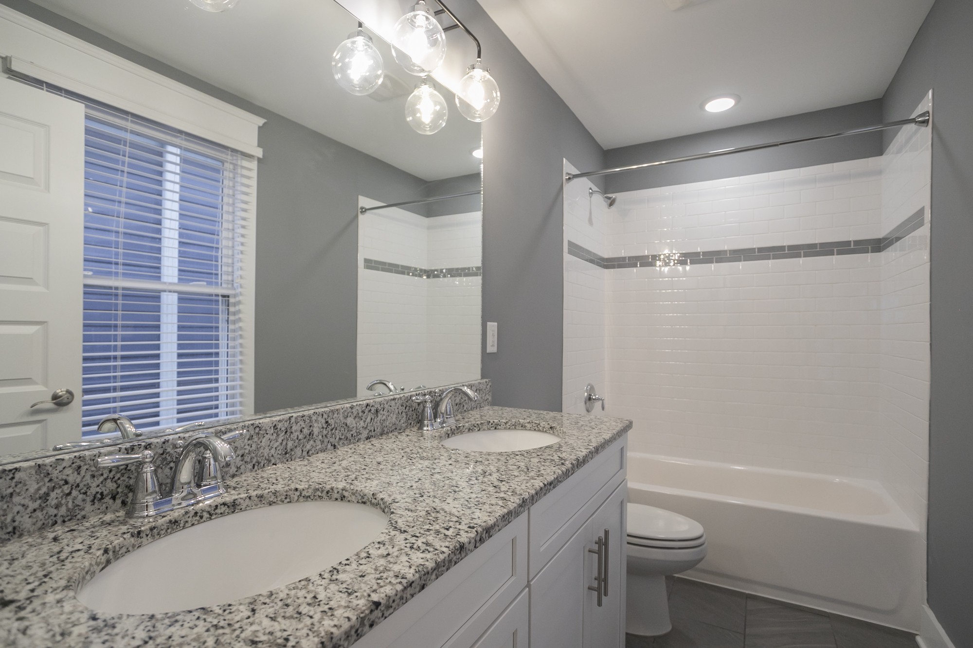 4702 Indiana Ave Unit: A