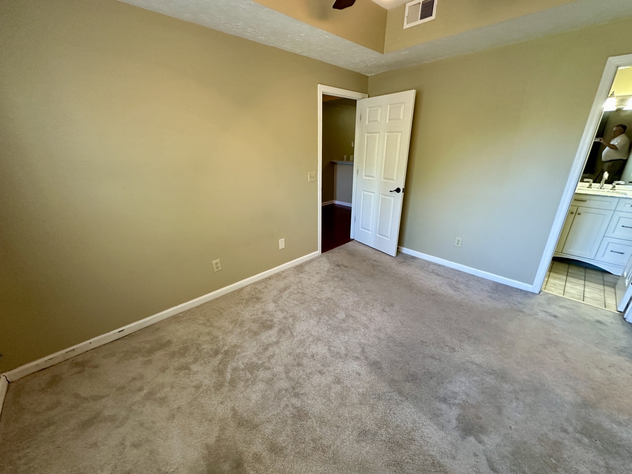 2025 Woodmont Blvd Unit: 247