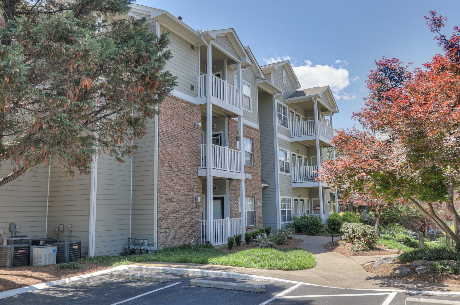 2025 Woodmont Blvd Unit: 247