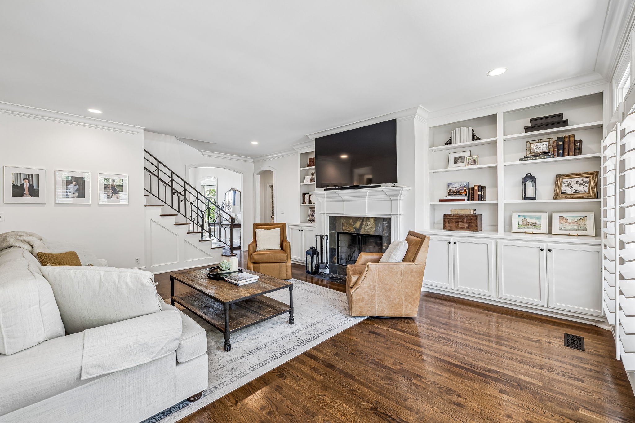 3430 Golf Club Ln