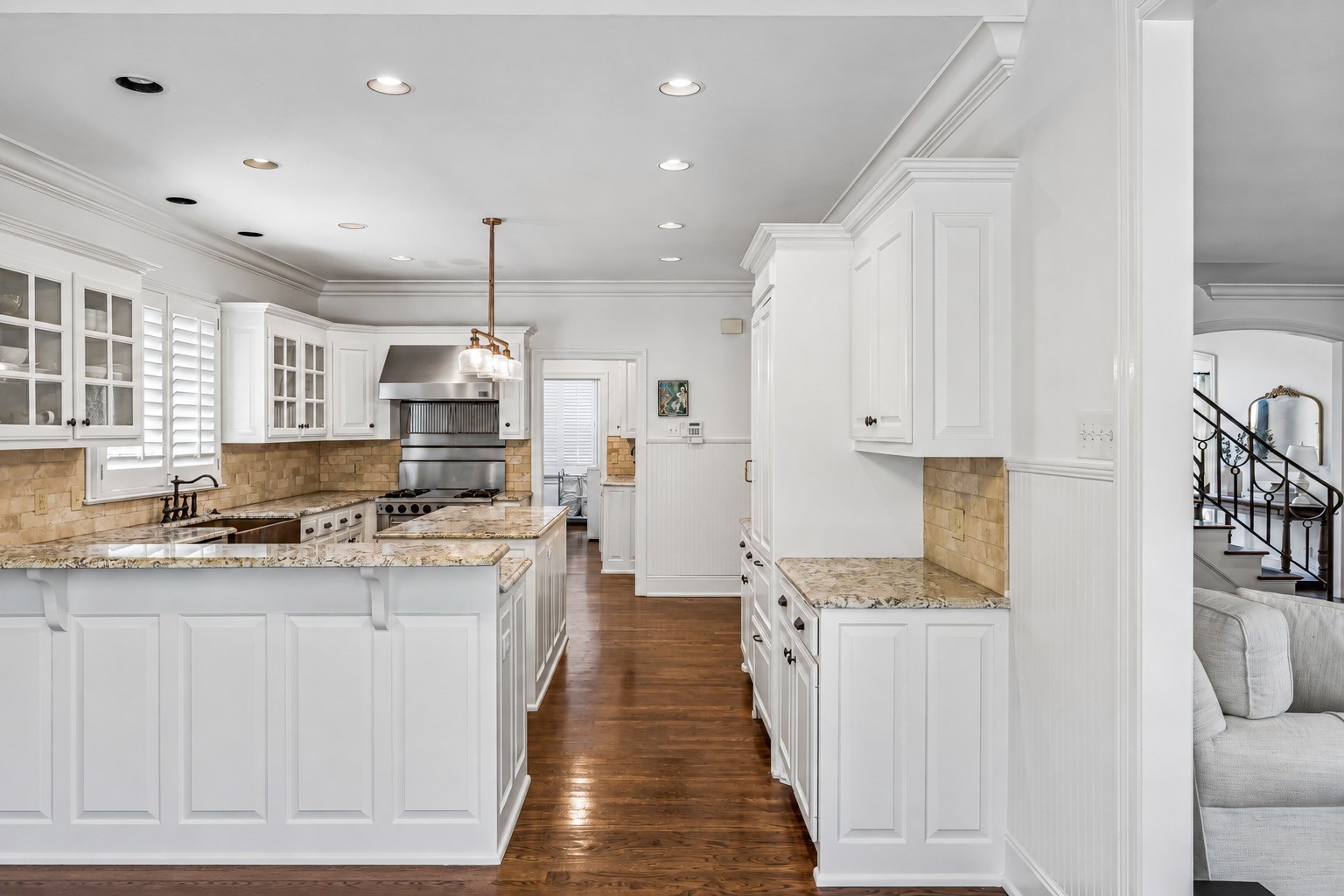 3430 Golf Club Ln
