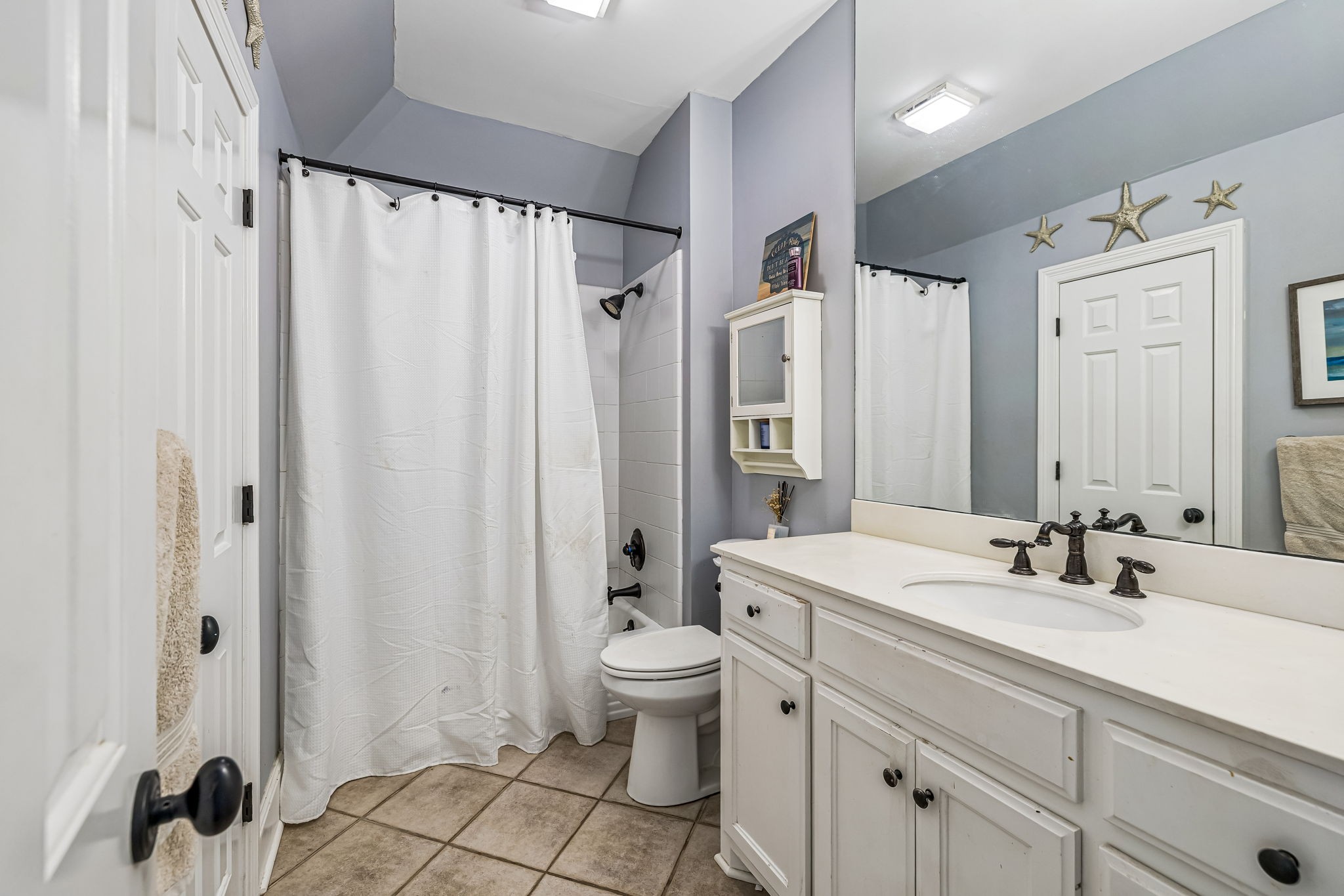 3430 Golf Club Ln