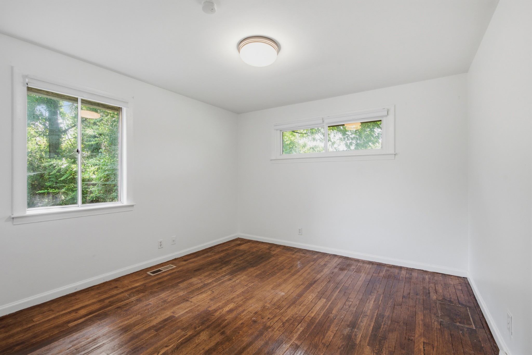 2400 Sandy Dr