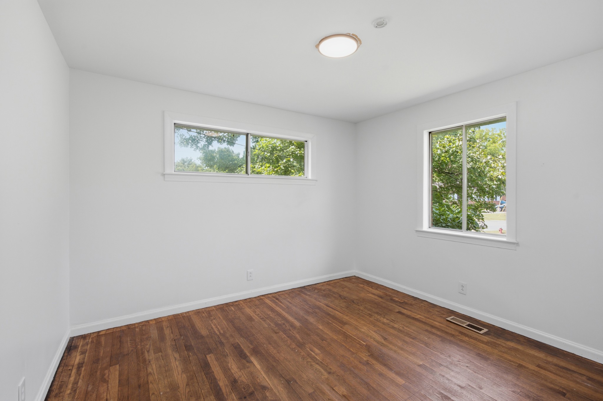 2400 Sandy Dr